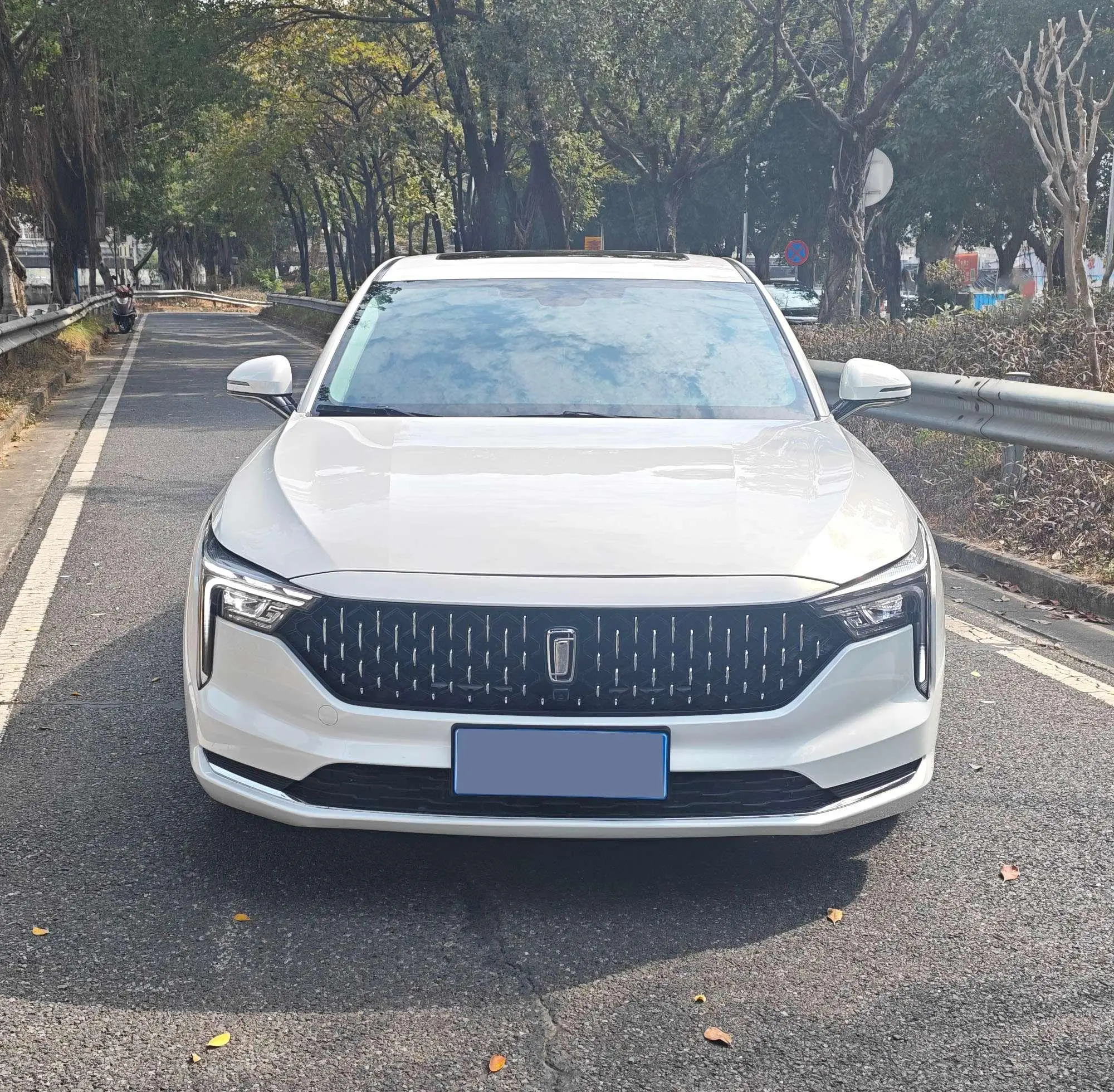 FAW Bestune B70 (Besturn B70)  из Китая