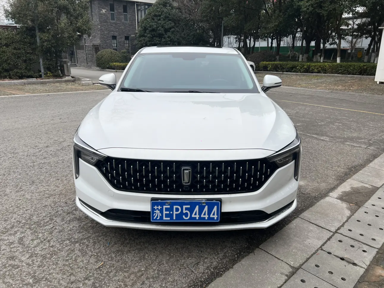 FAW Bestune B70 (Besturn B70)  из Китая