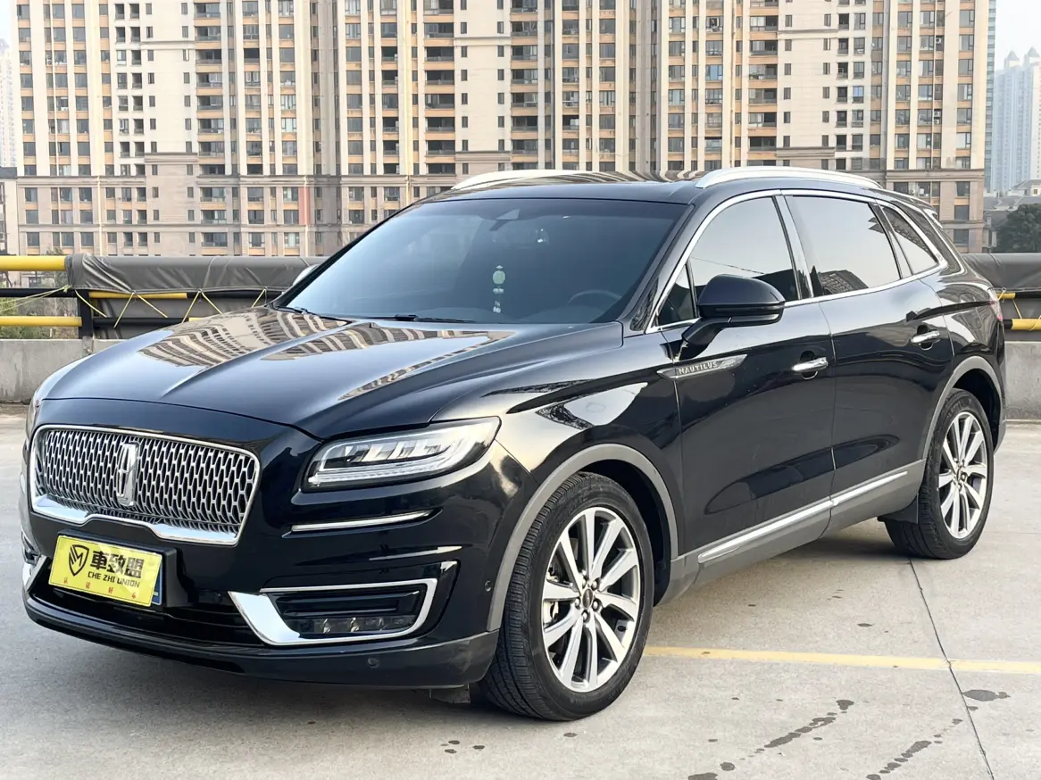 Lincoln Voyager