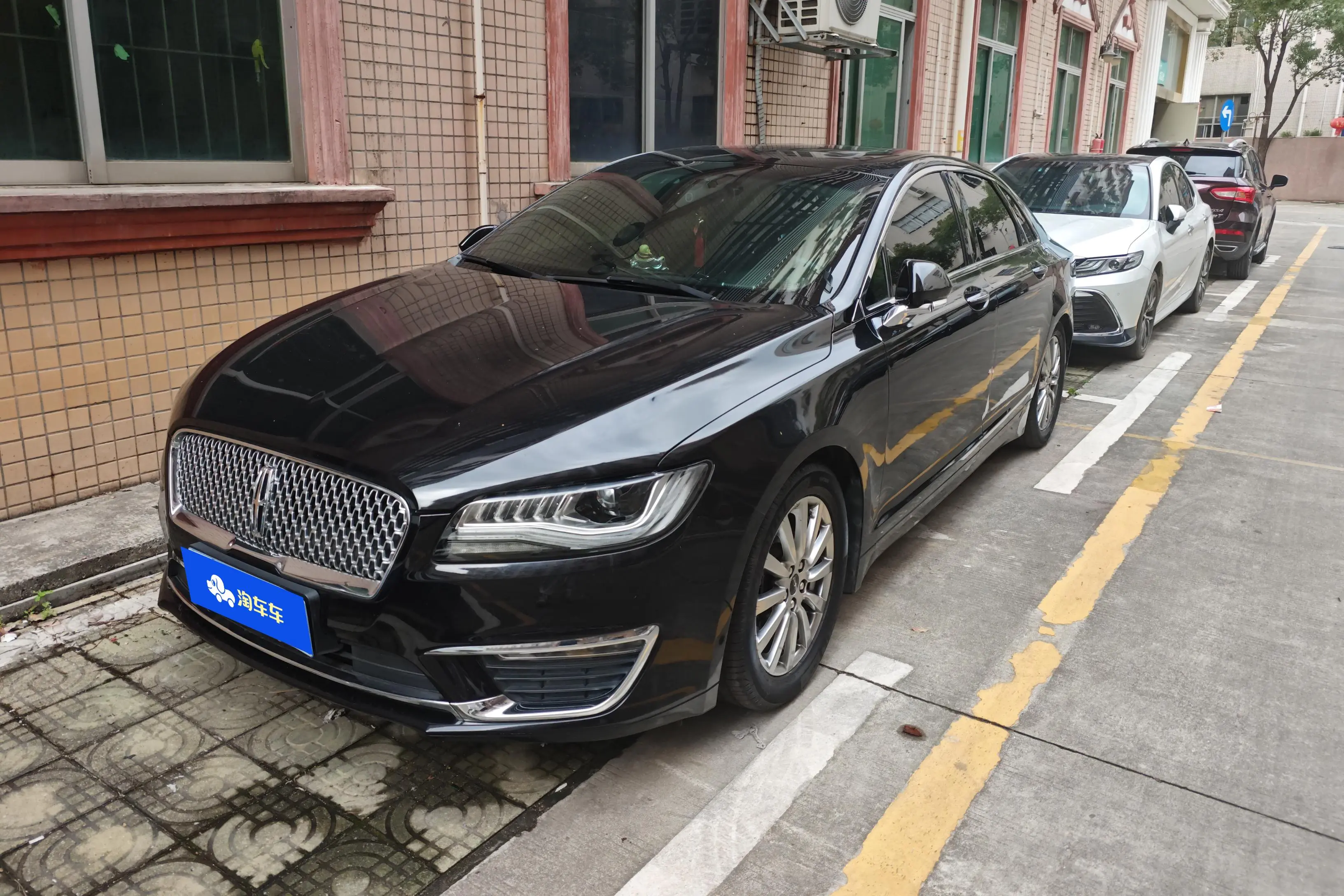 Lincoln MKZ