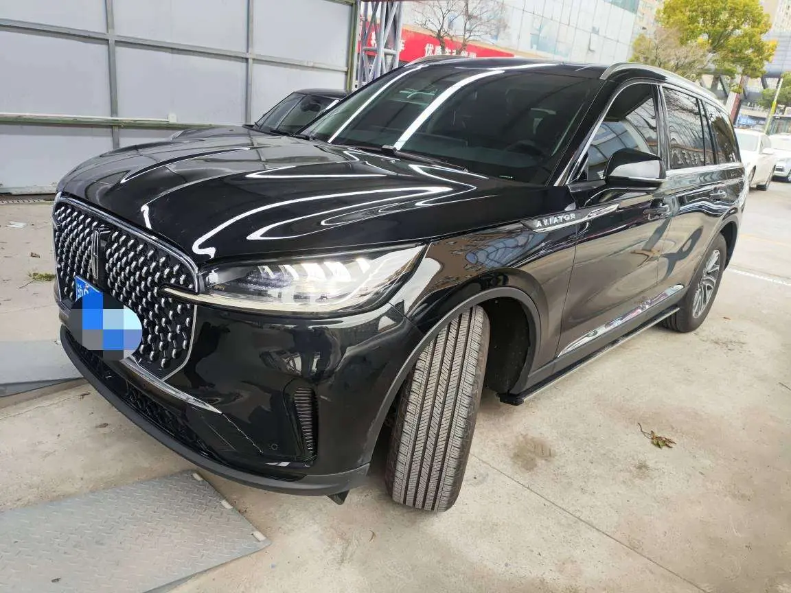 Lincoln Aviator