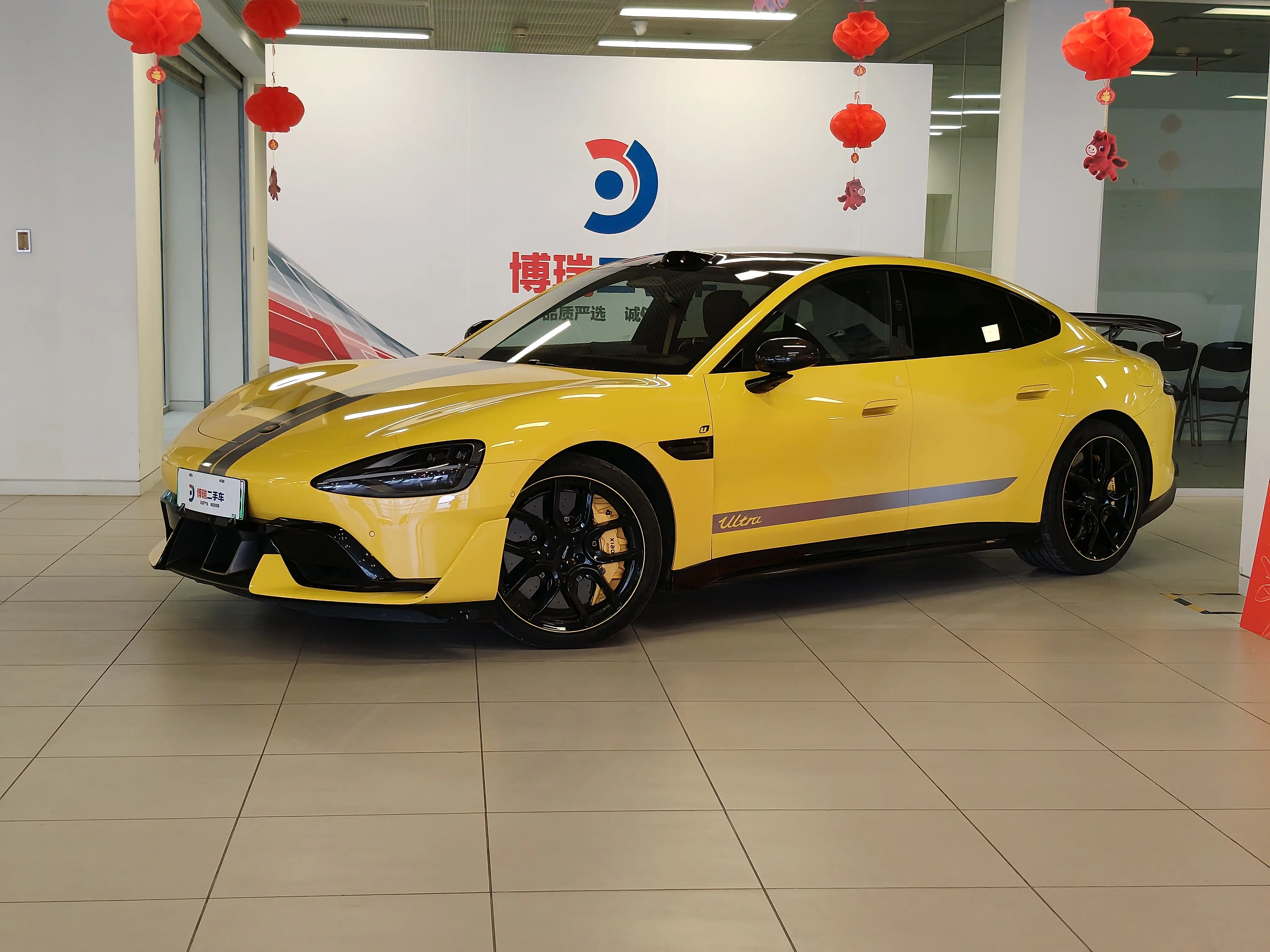 Xiaomi car Xiaomi SU7 Ultra  из Китая