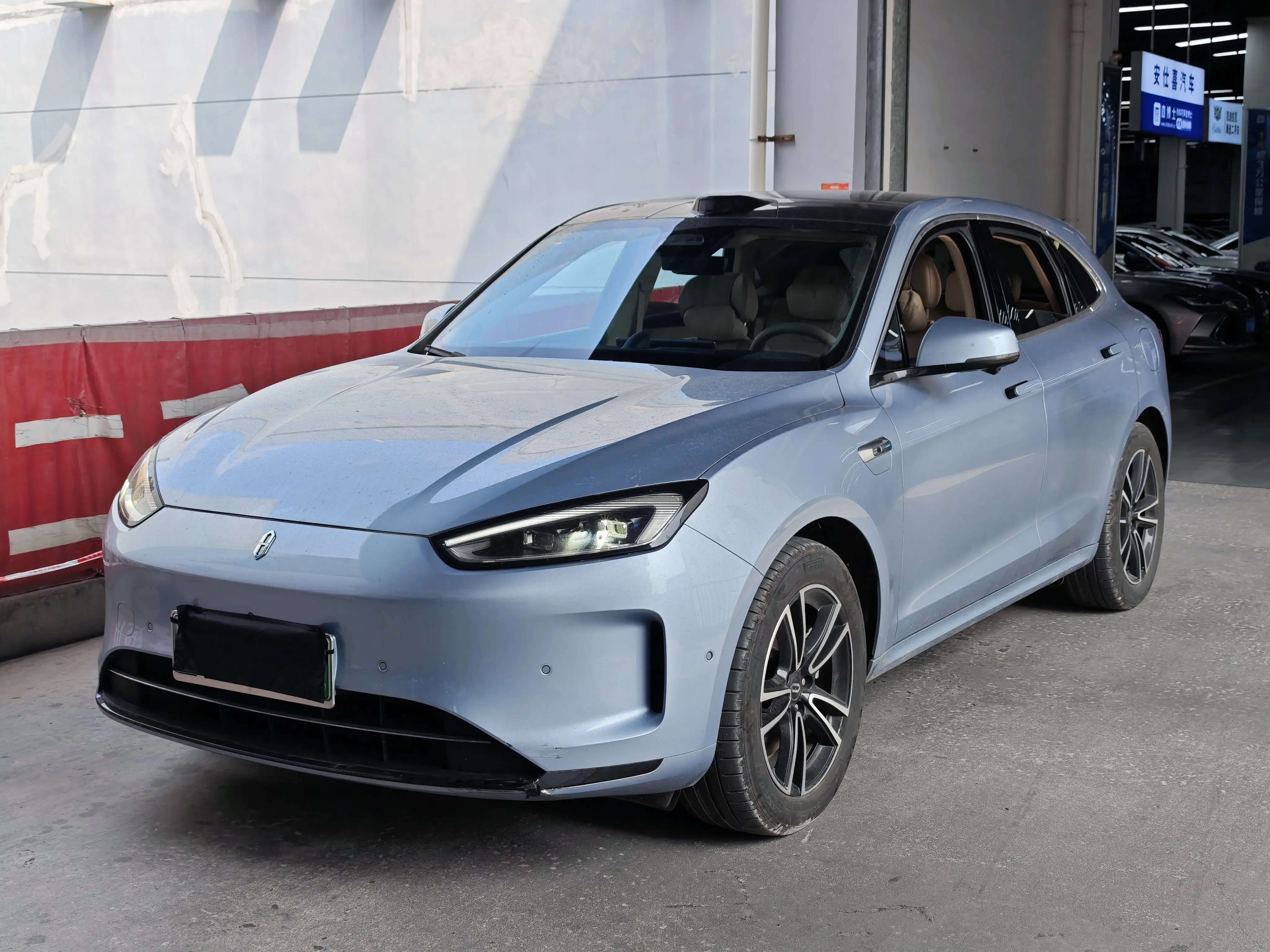 AITO M5
