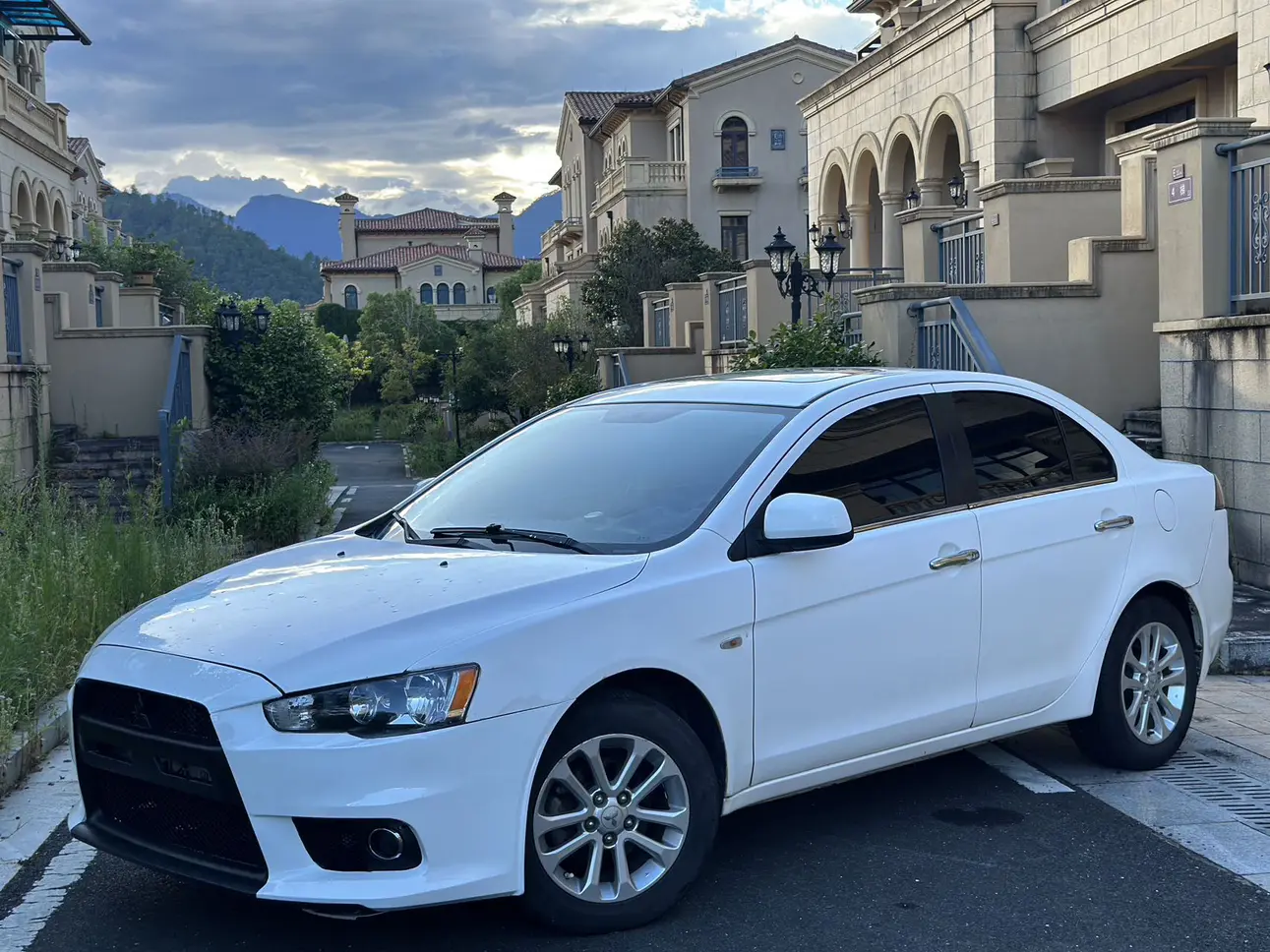Mitsubishi Winged God