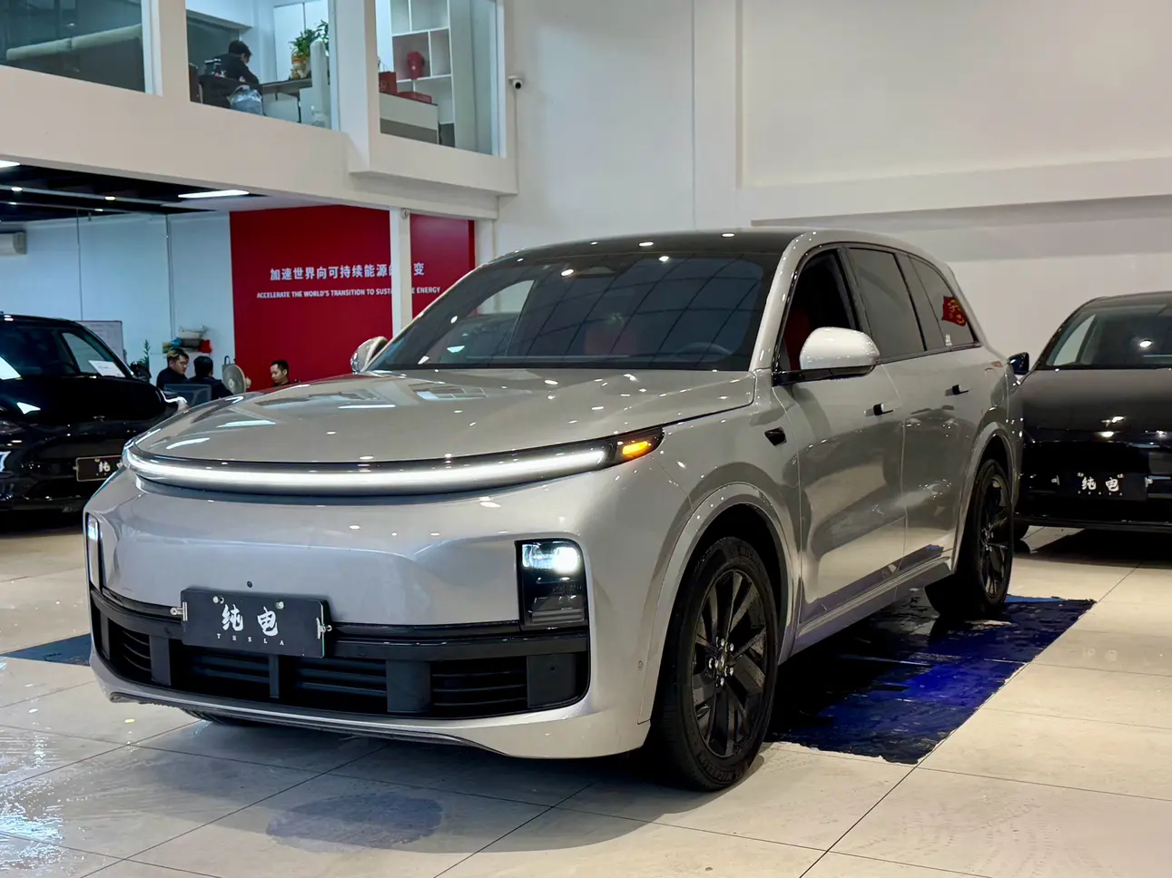 Li L8 (Ideal L8)  из Китая