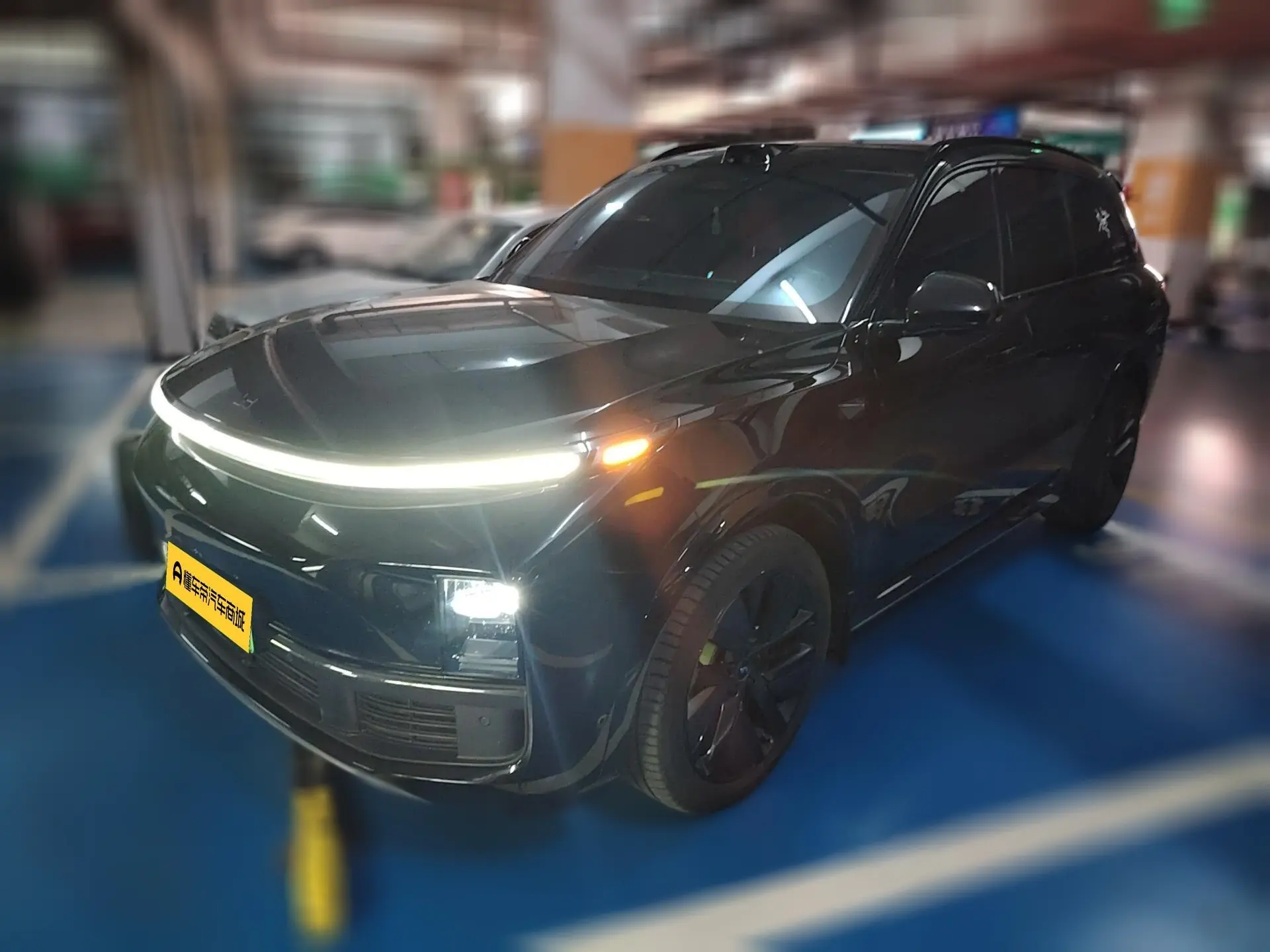 Li L8 (Ideal L8)  из Китая