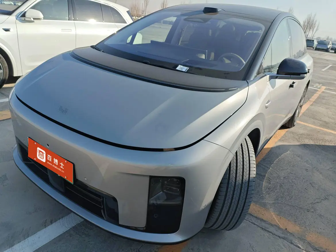 Li Ideal i8  из Китая