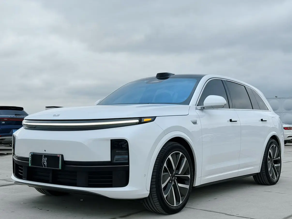 Li L7 (Ideal L7)  из Китая