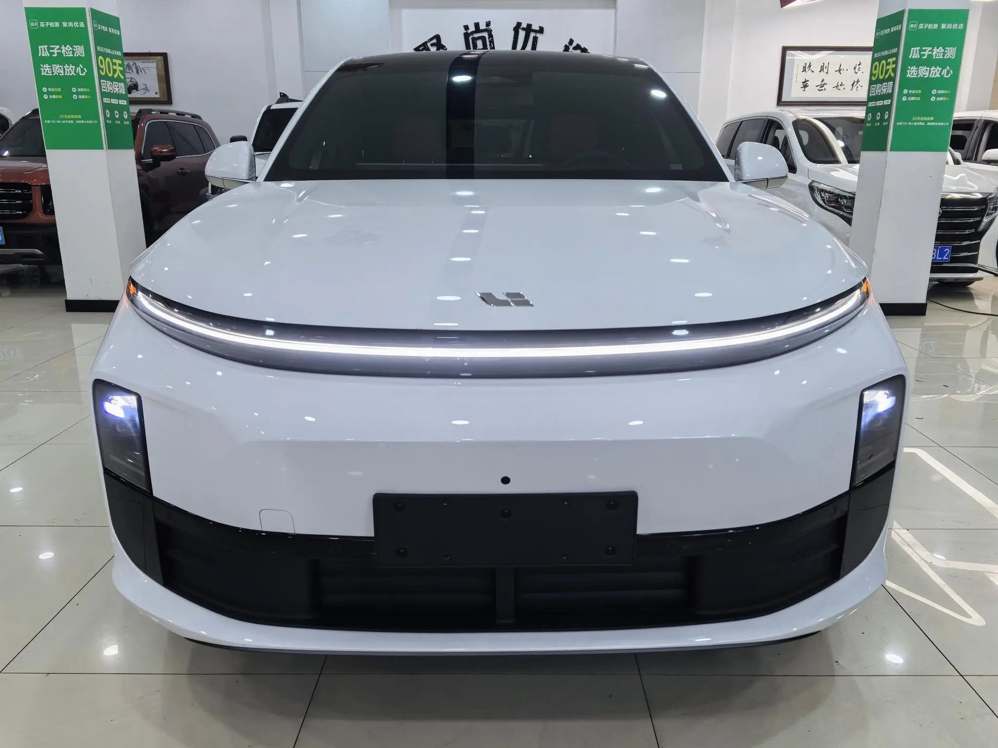 Li L6 (Ideal L6)  из Китая