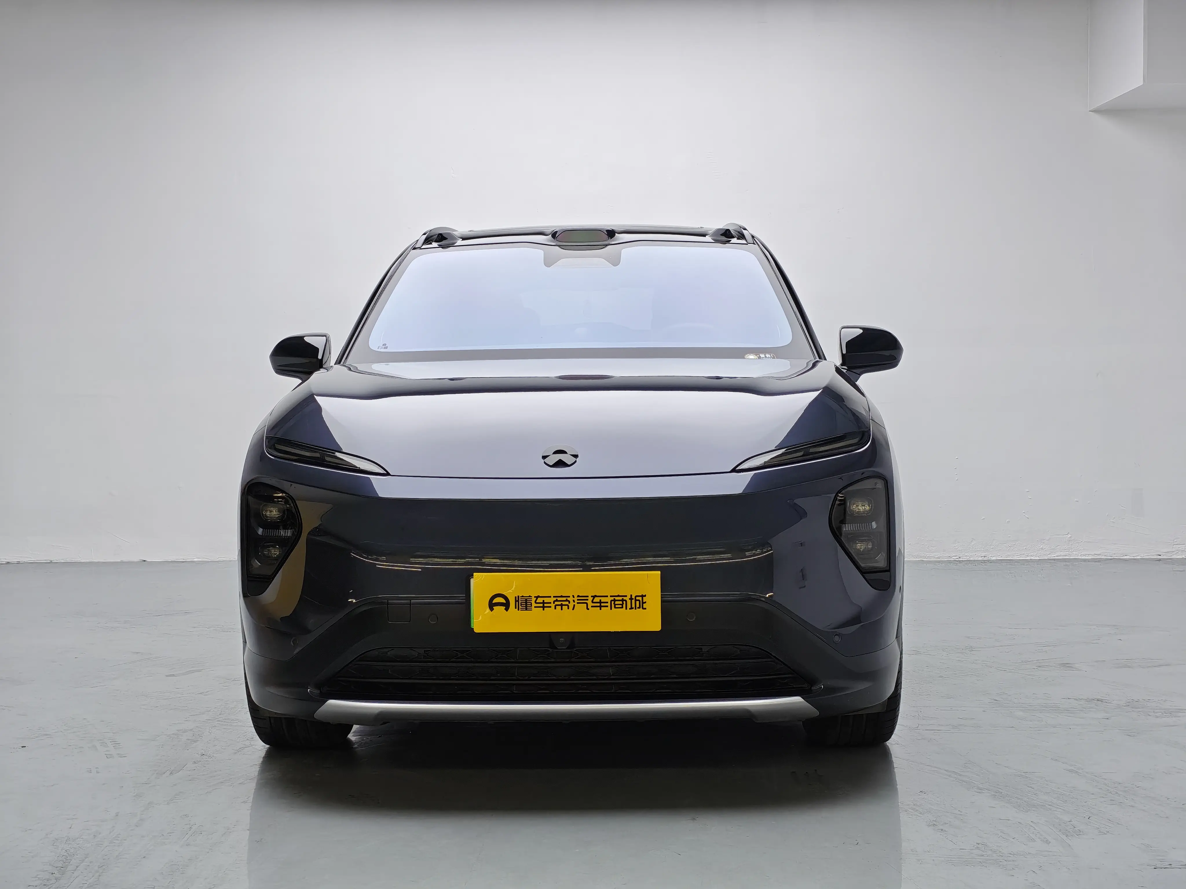 NIO ES7  из Китая