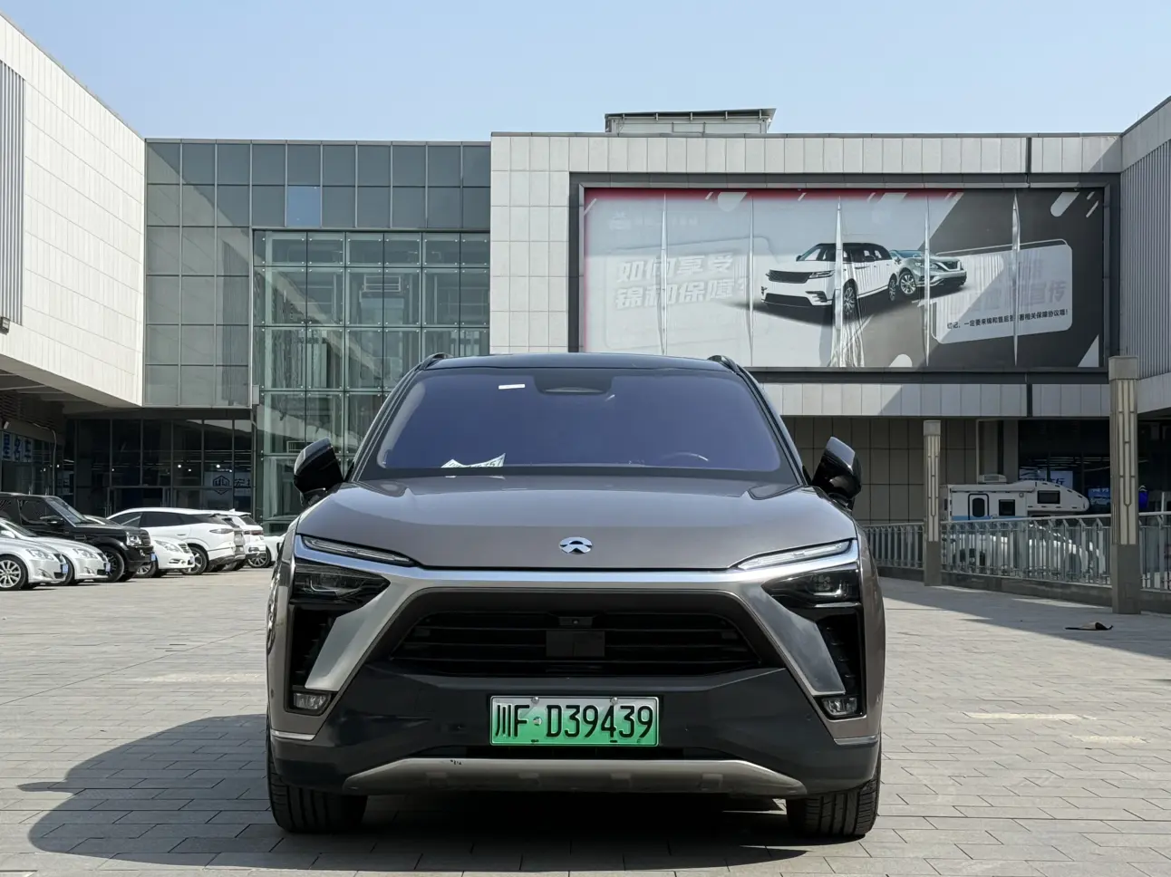 NIO ES8  из Китая