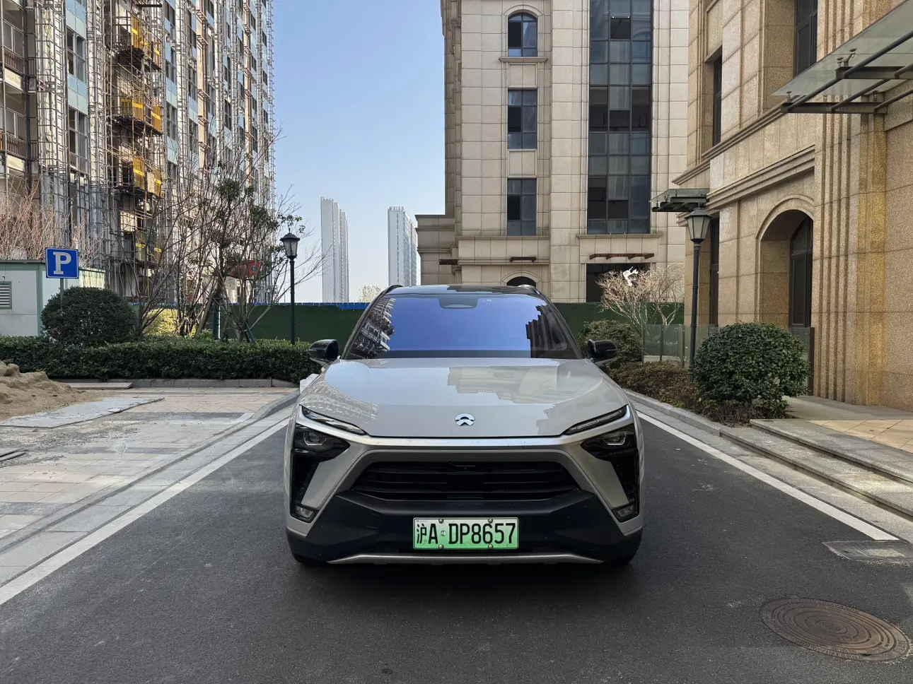 NIO ES8  из Китая