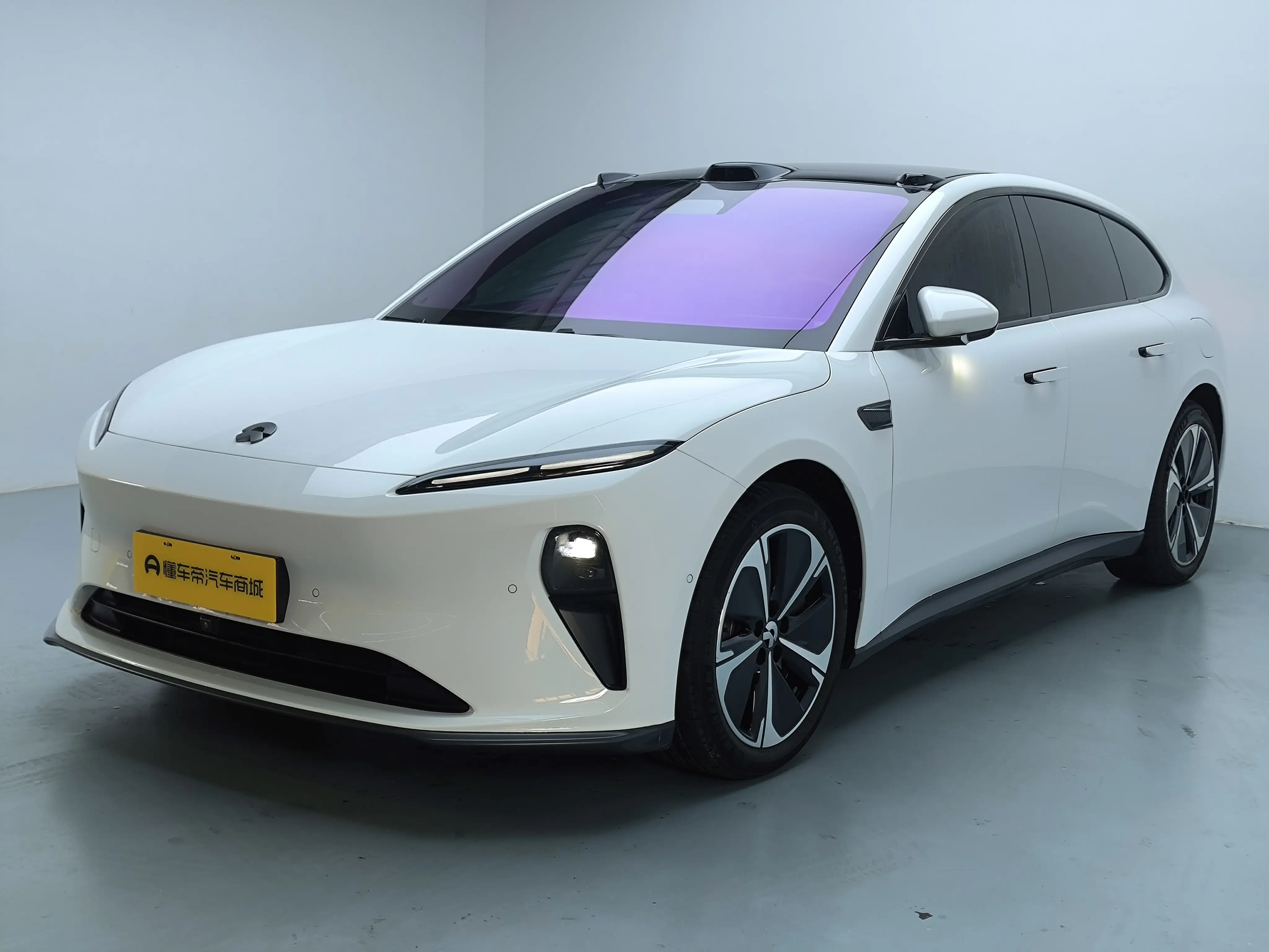 NIO ET5T  из Китая