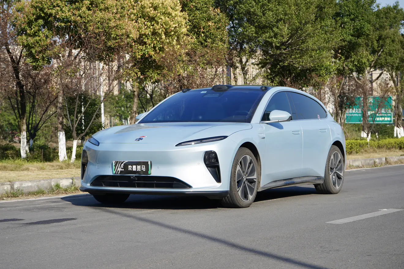 NIO ET5T  из Китая