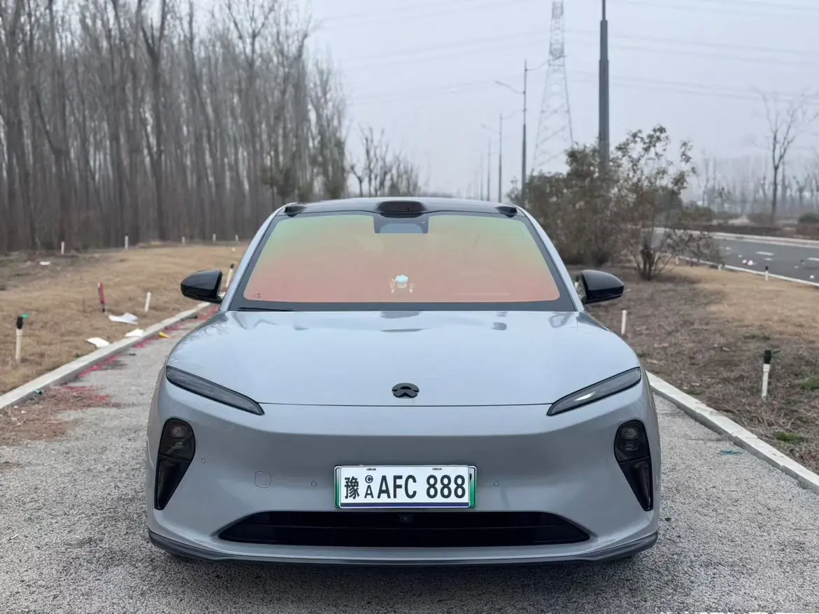 NIO ET5T  из Китая