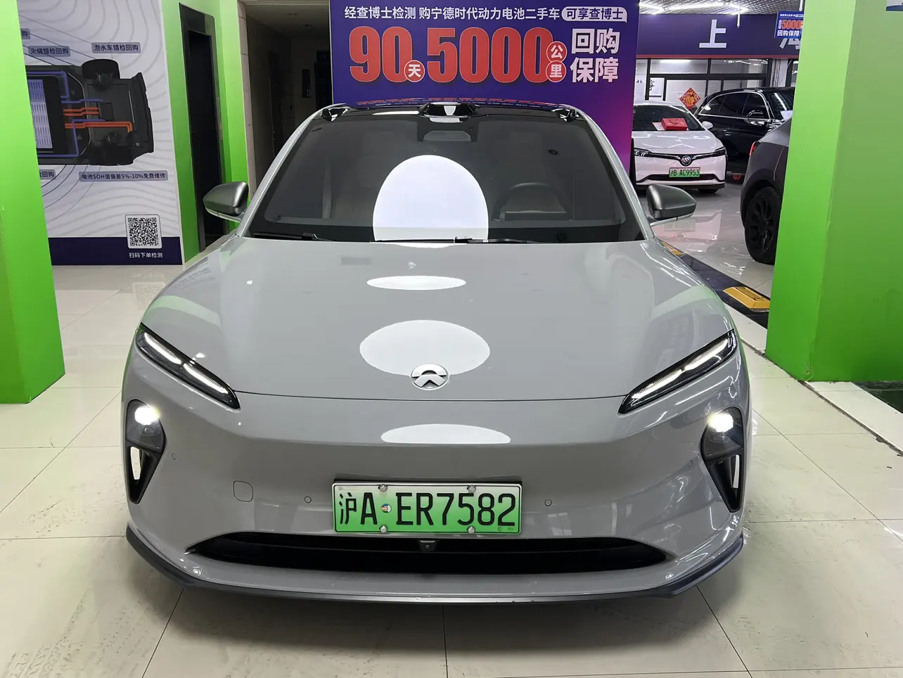 NIO ET5T  из Китая