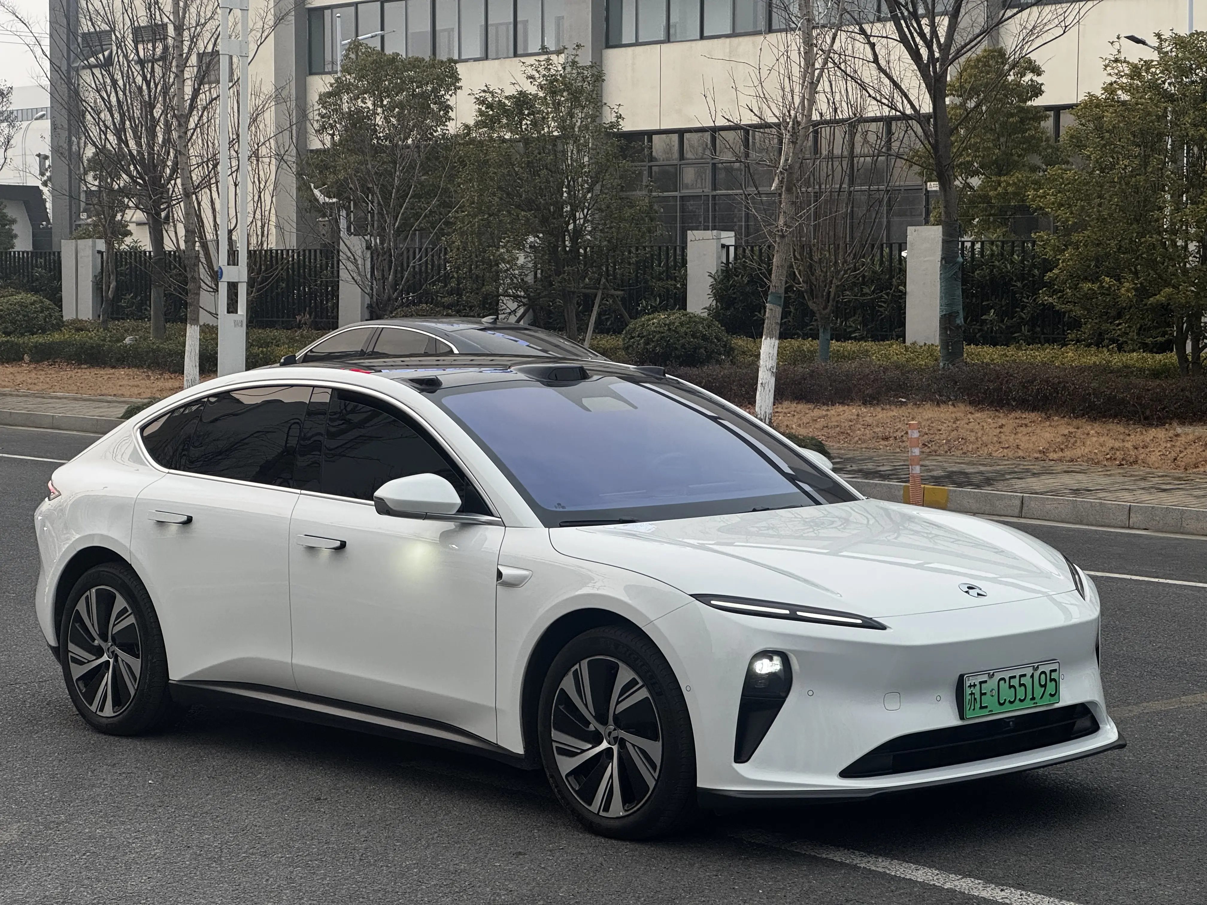 NIO ET5  из Китая