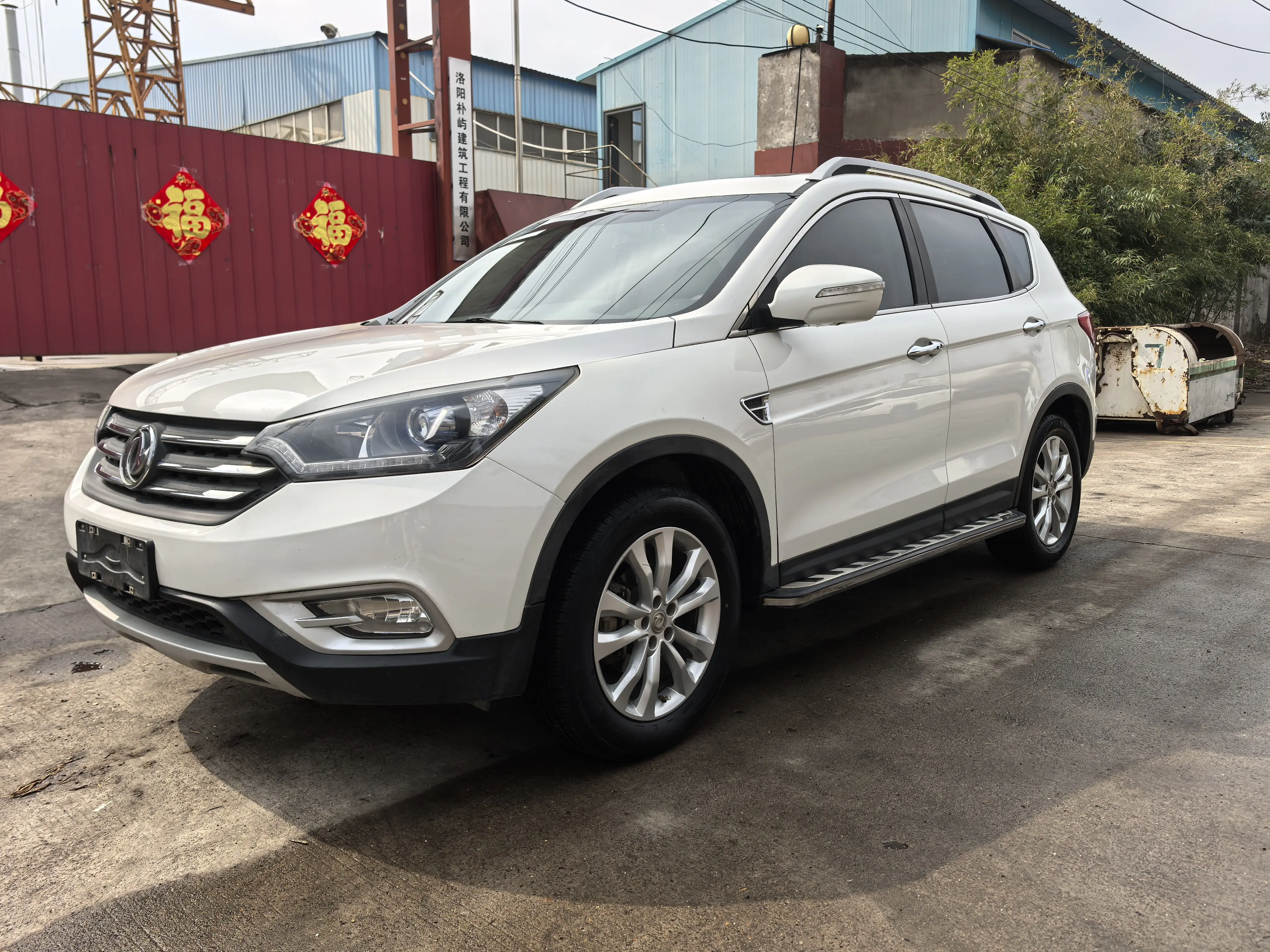 Dongfeng Fengshen AX7  из Китая