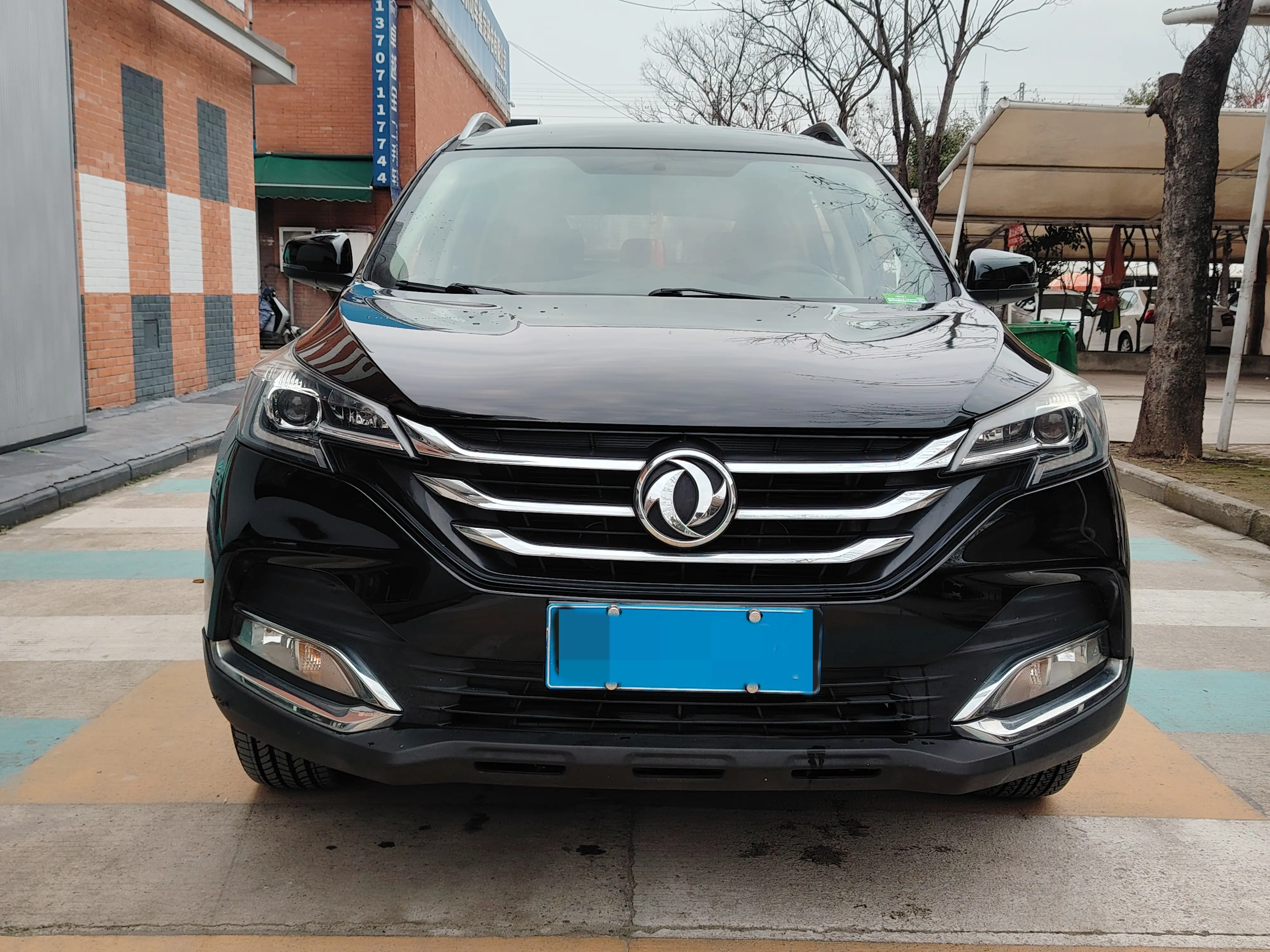 Dongfeng Fengshen AX7  из Китая