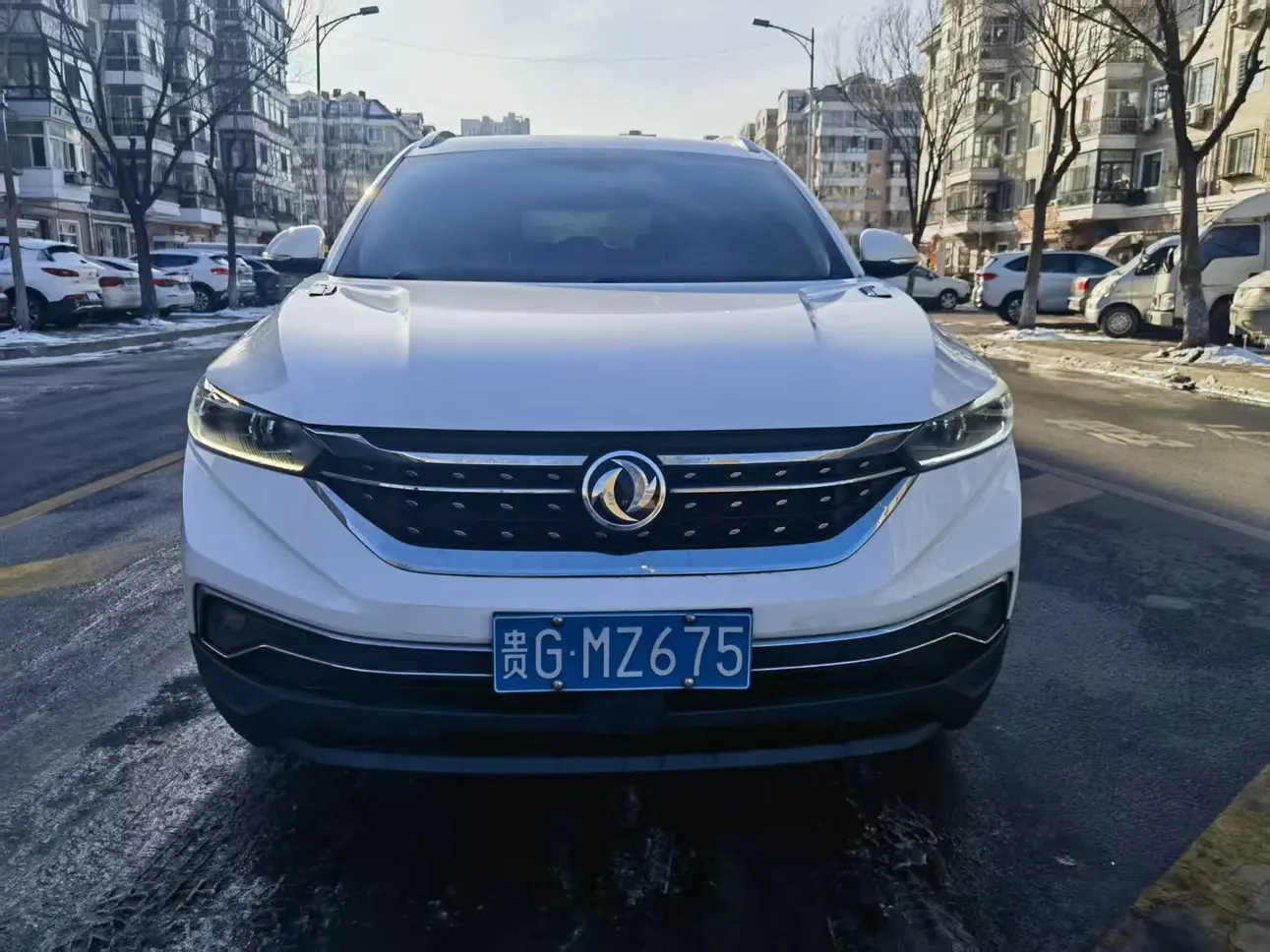 Dongfeng Fengshen AX7  из Китая