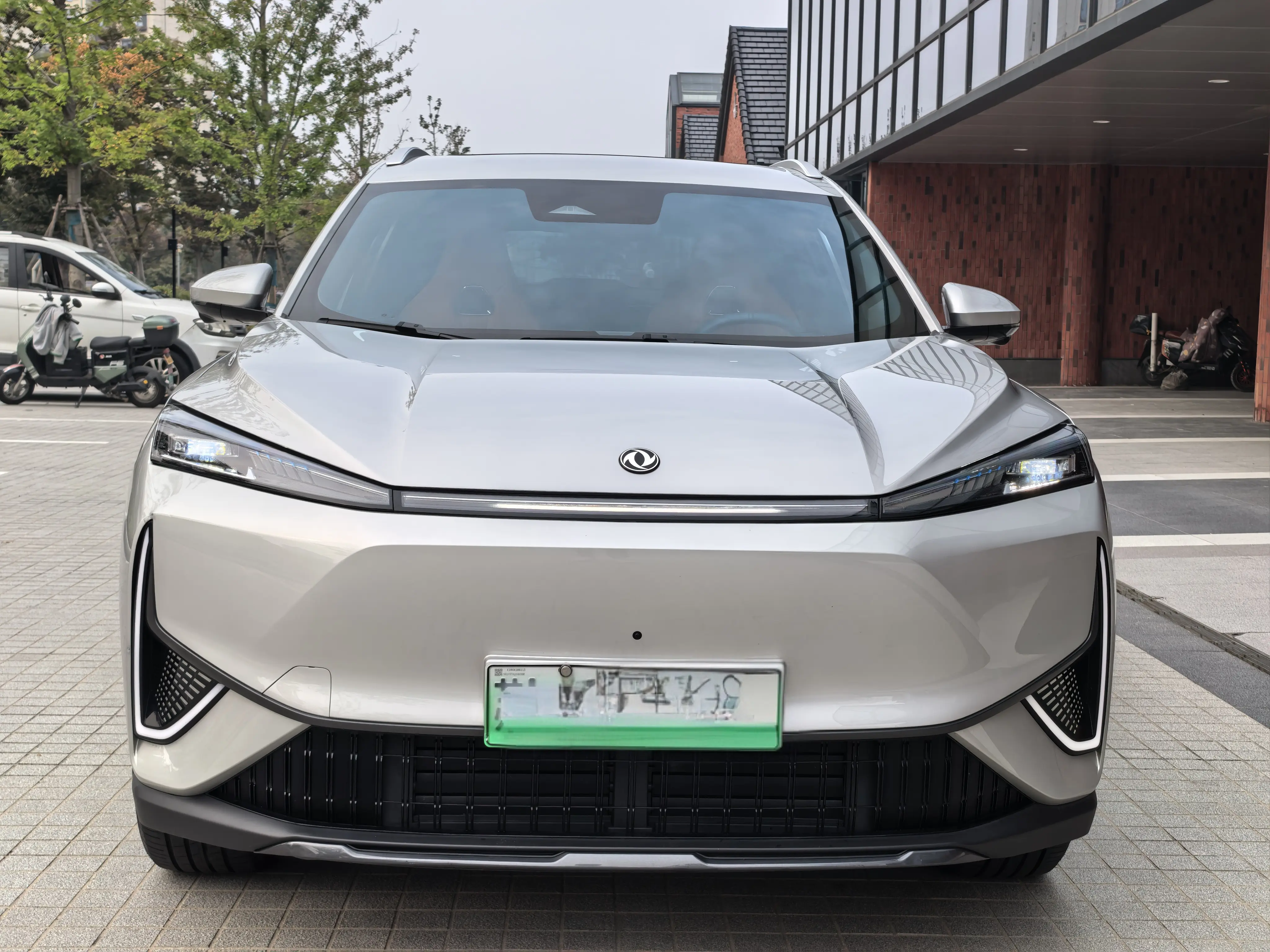 Dongfeng Fengshen L7 PHEV  из Китая