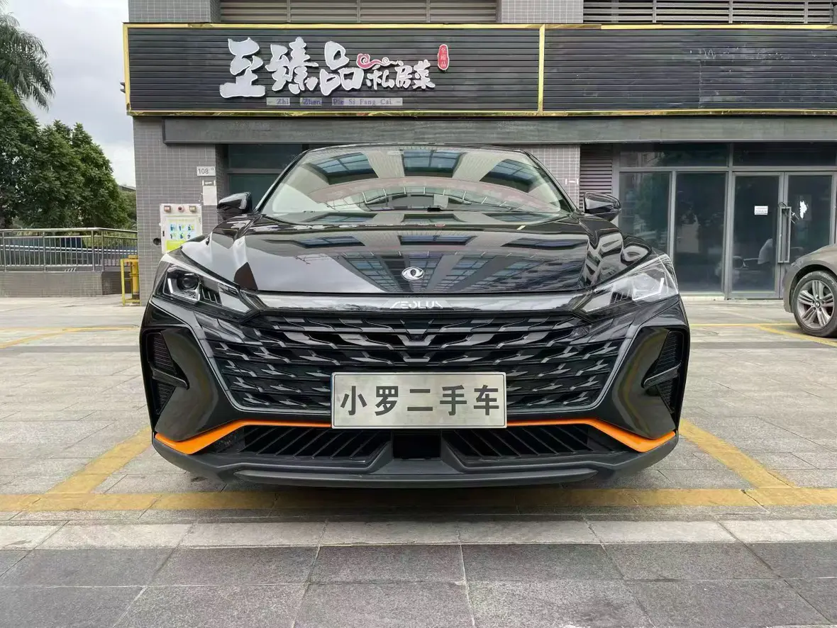 Dongfeng Yixuan  из Китая