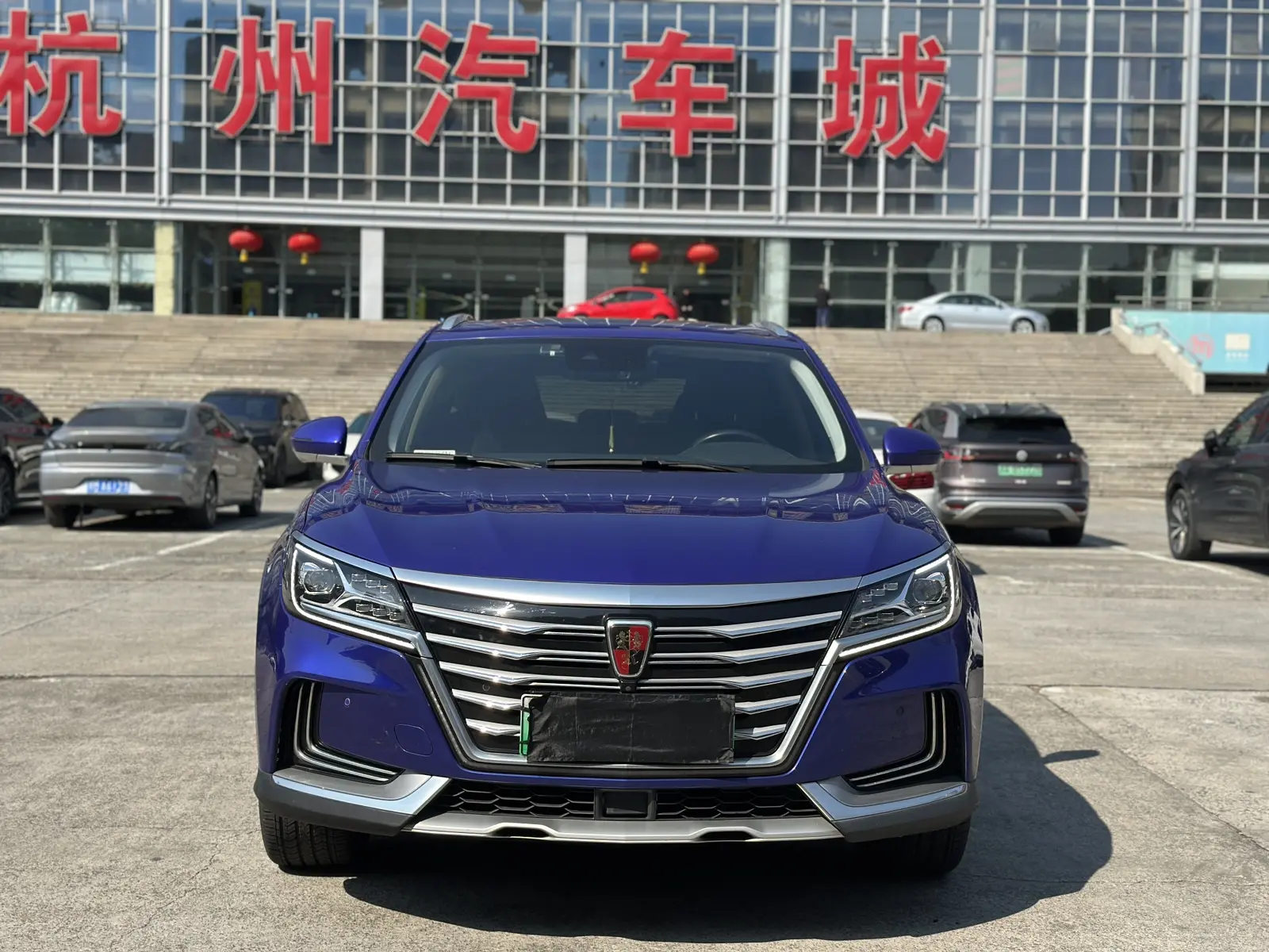 Roewe Marvel X  из Китая