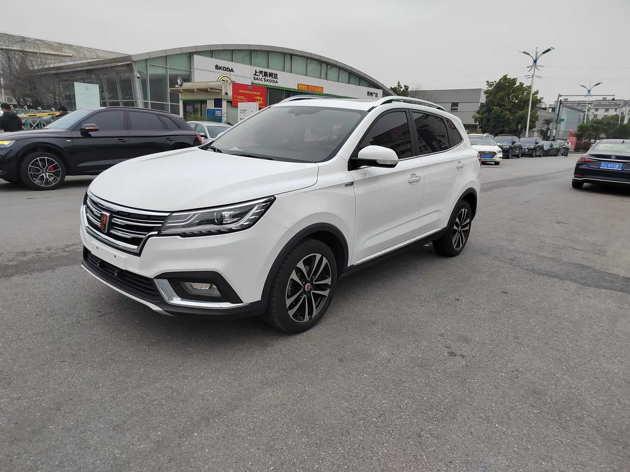 Roewe RX3  из Китая