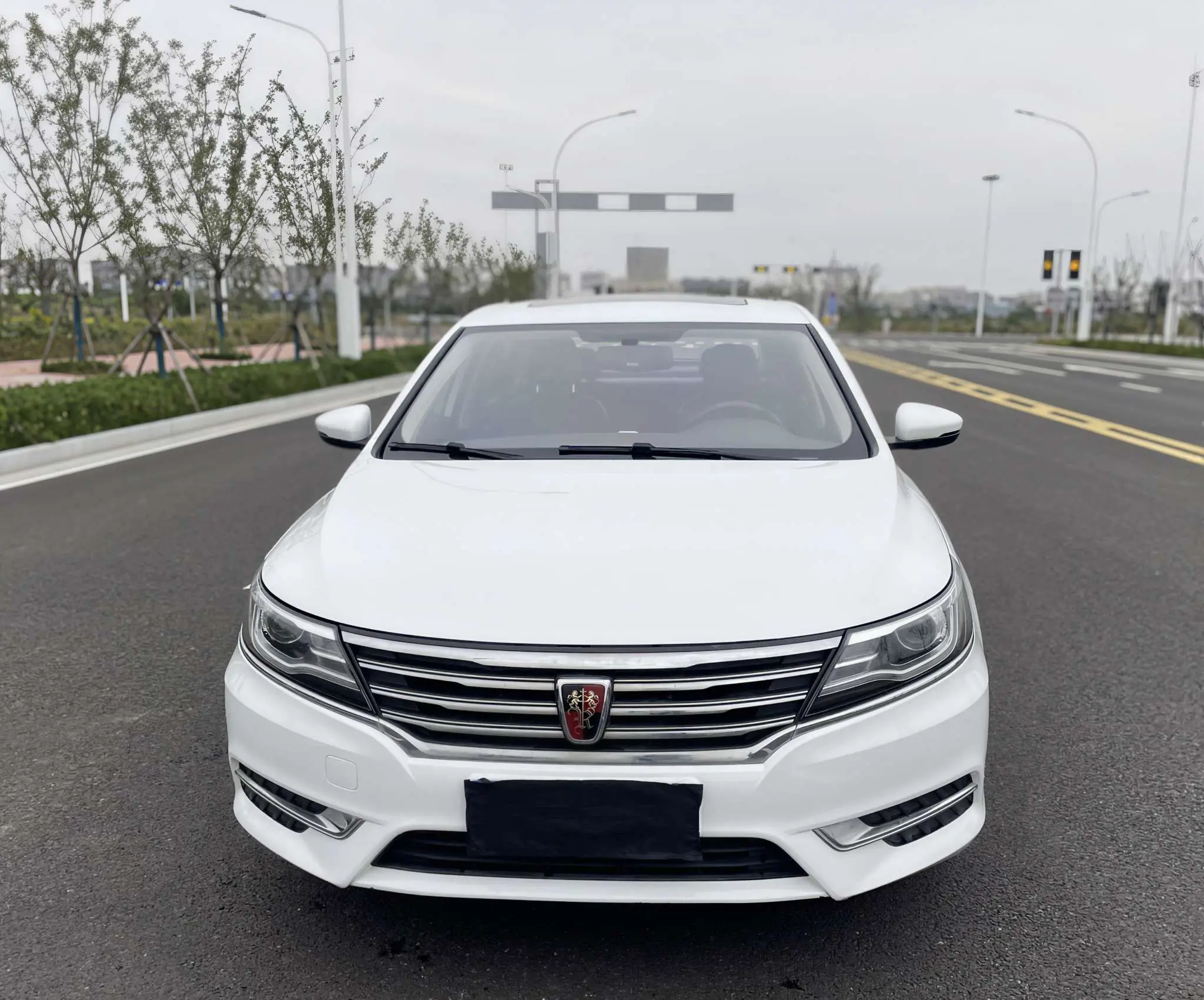 Roewe i6 Classic  из Китая
