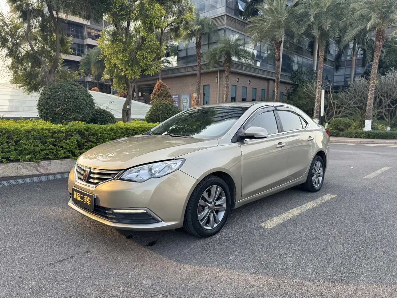 Roewe 360  из Китая