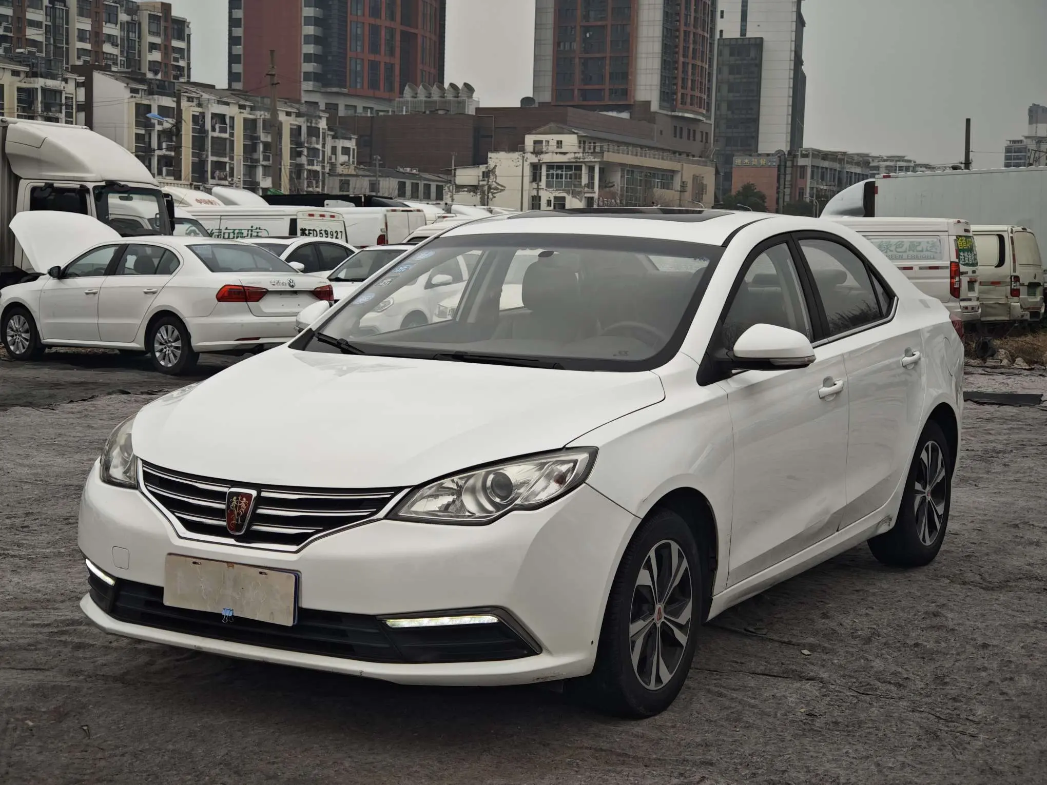 Roewe 360  из Китая