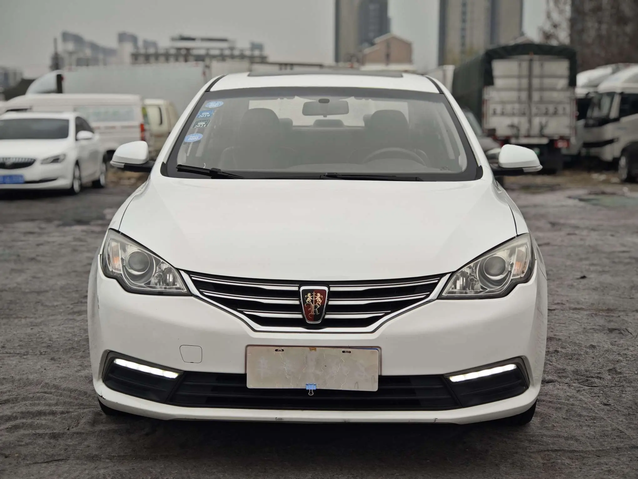 Roewe 360  из Китая