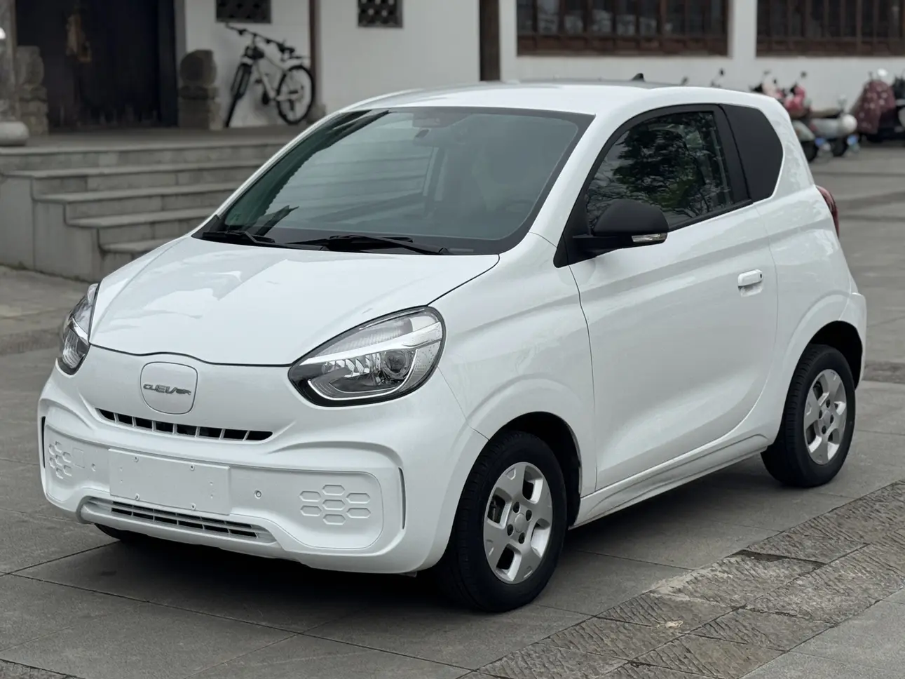 Roewe CLEVER  из Китая