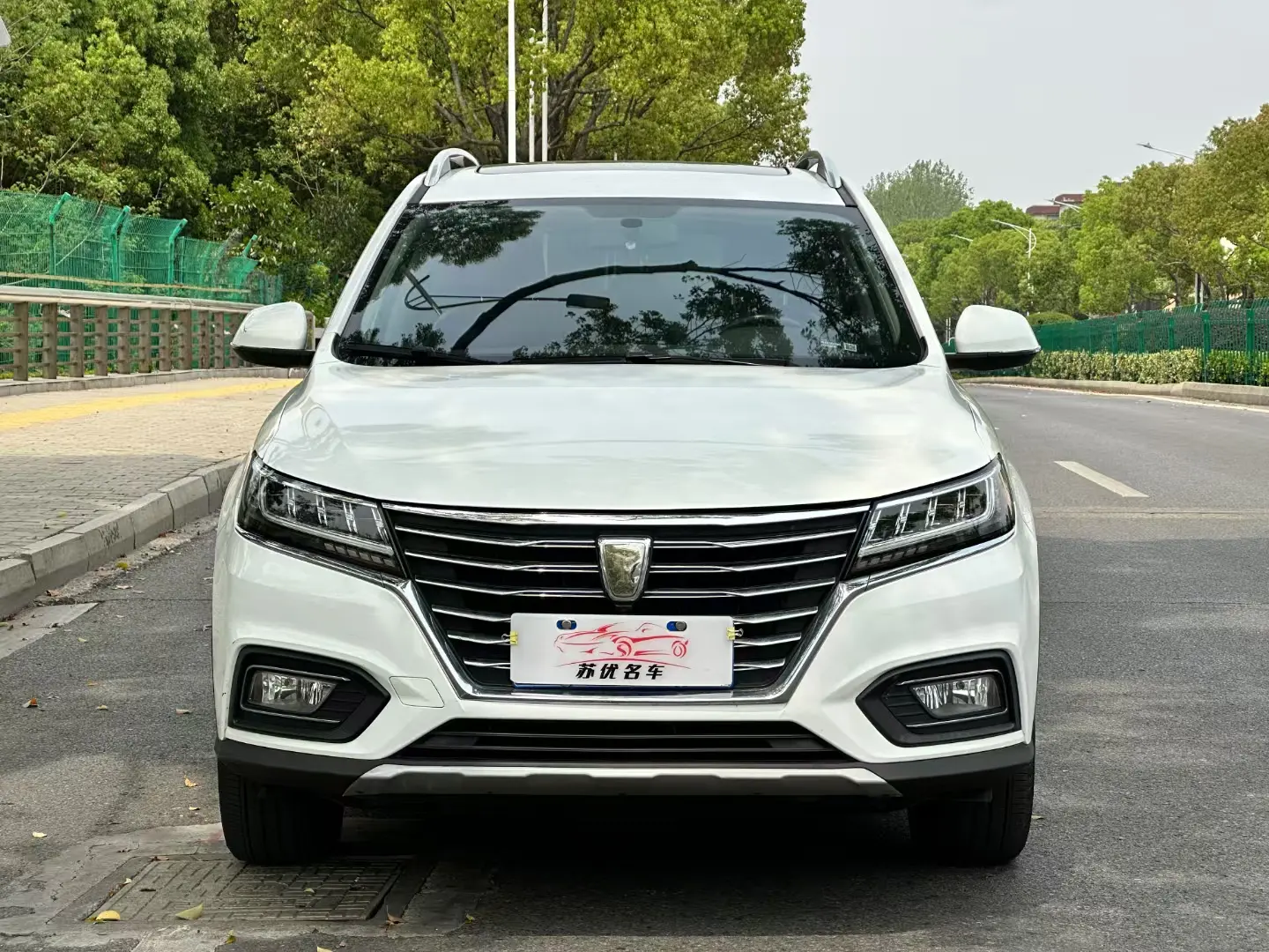 Roewe RX5  из Китая