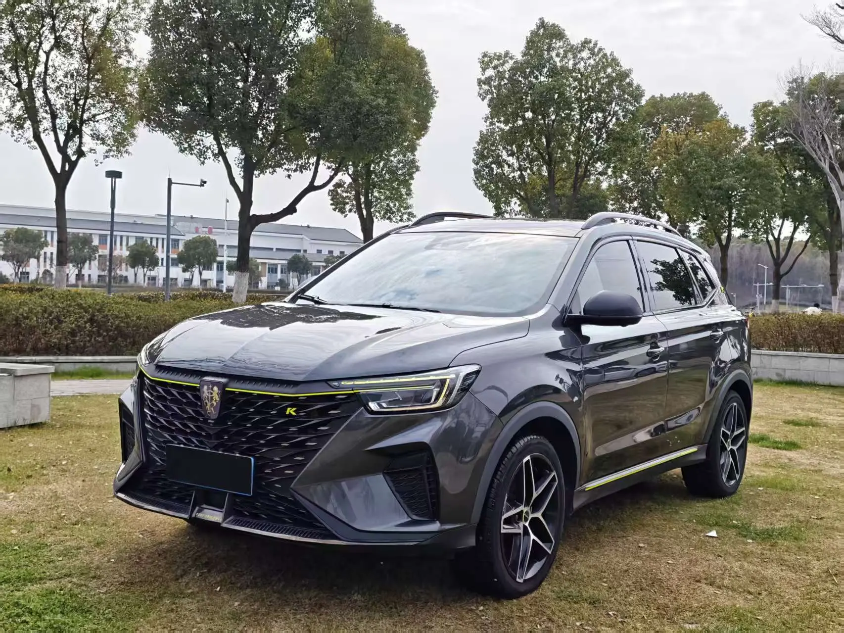 Roewe RX5  из Китая