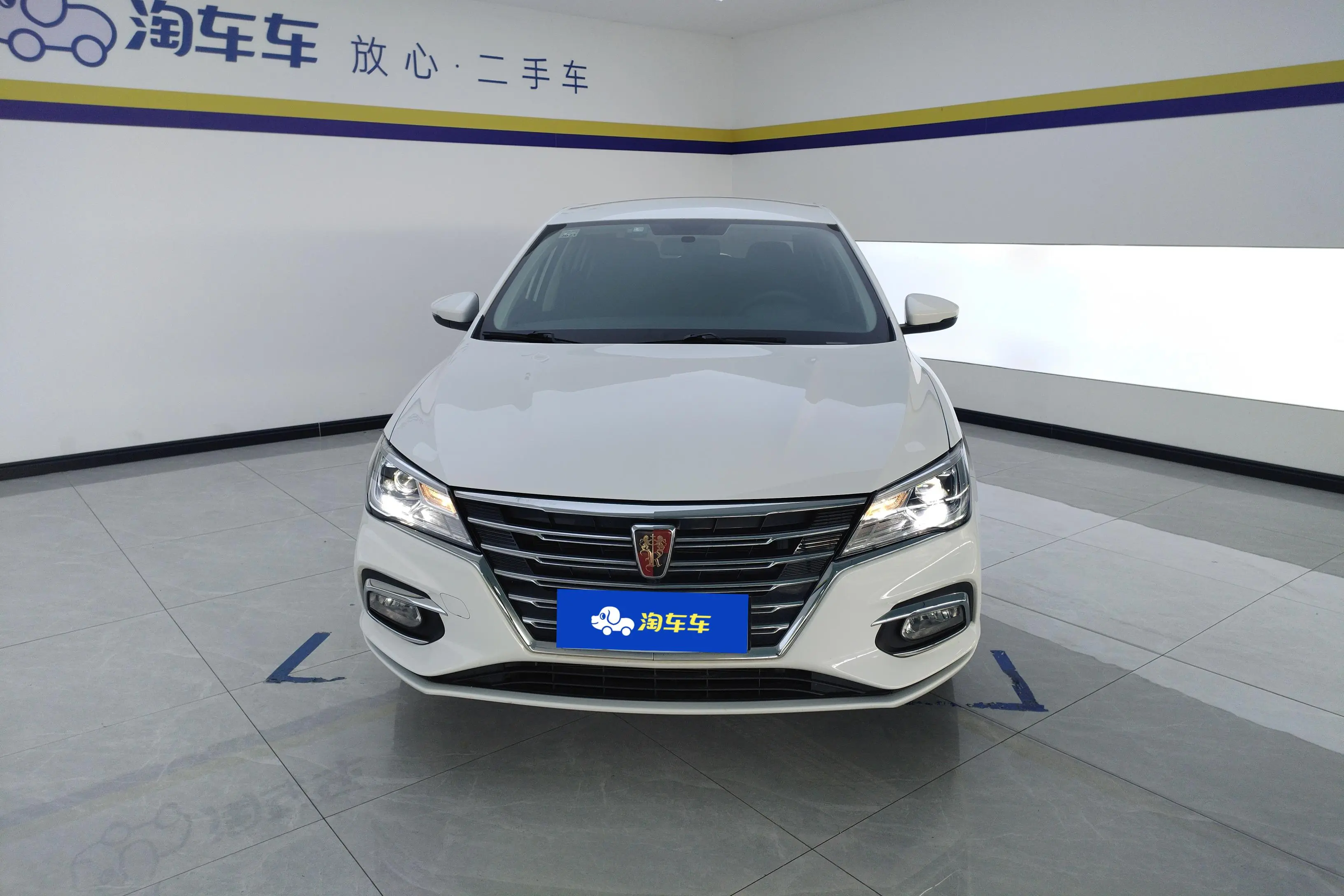 Roewe i5  из Китая