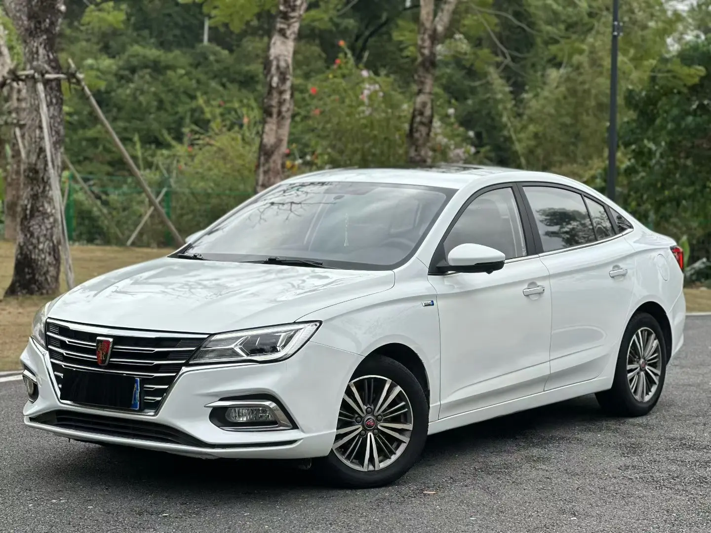 Roewe i5  из Китая