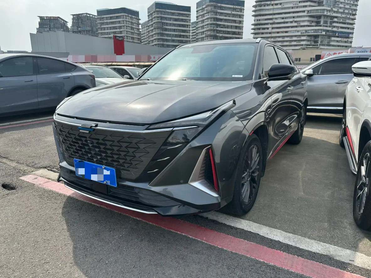 Oshan Changan Auchan Z6