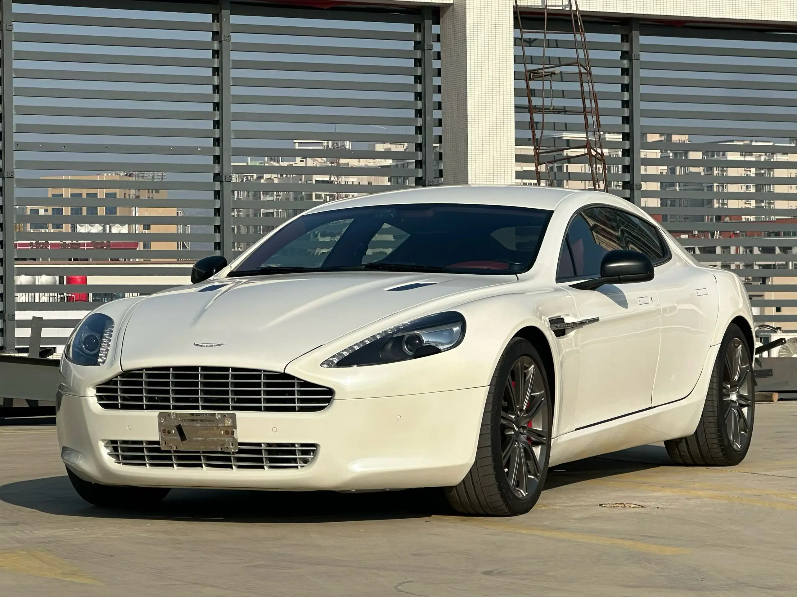 Aston Martin Rapide