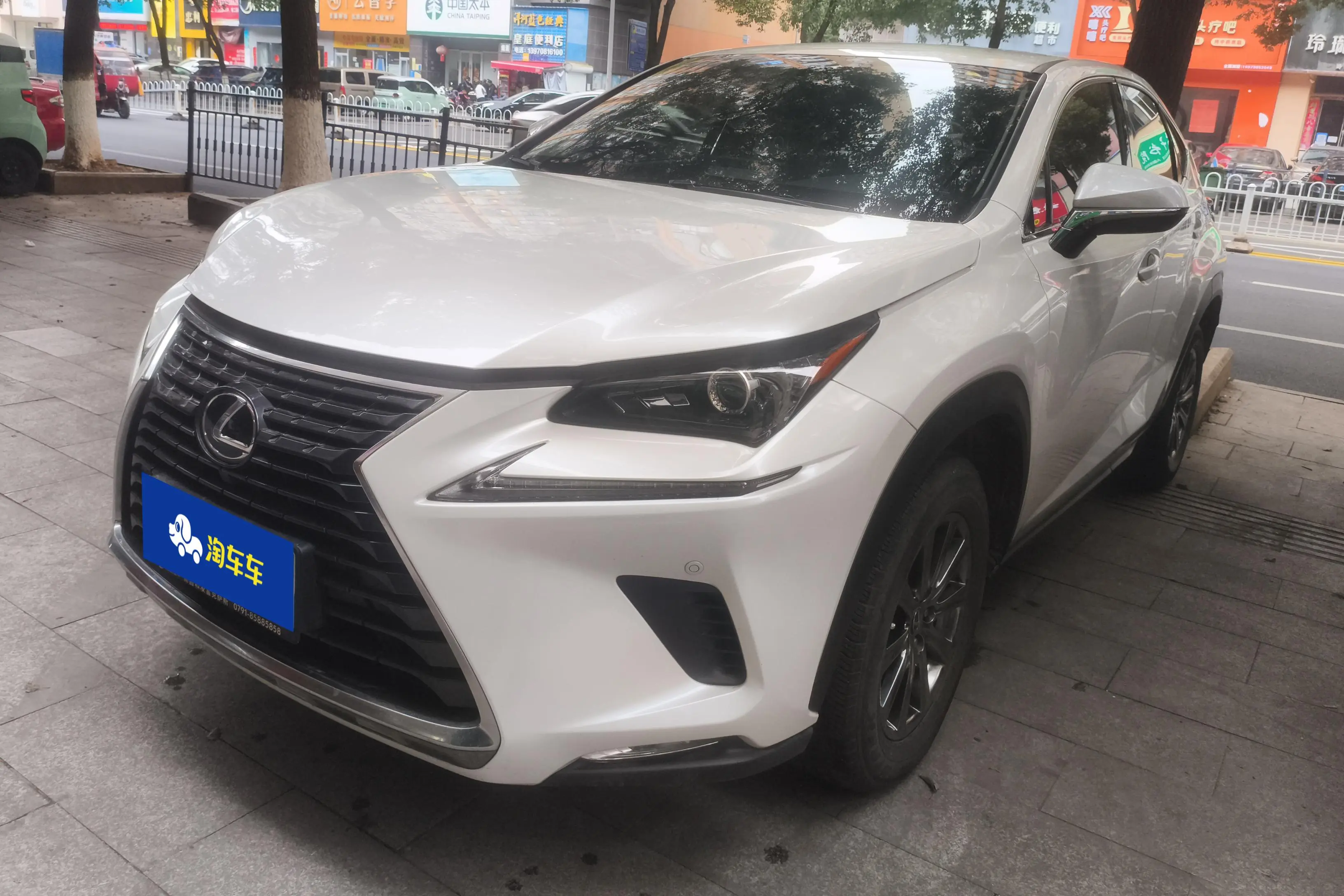 Lexus NX