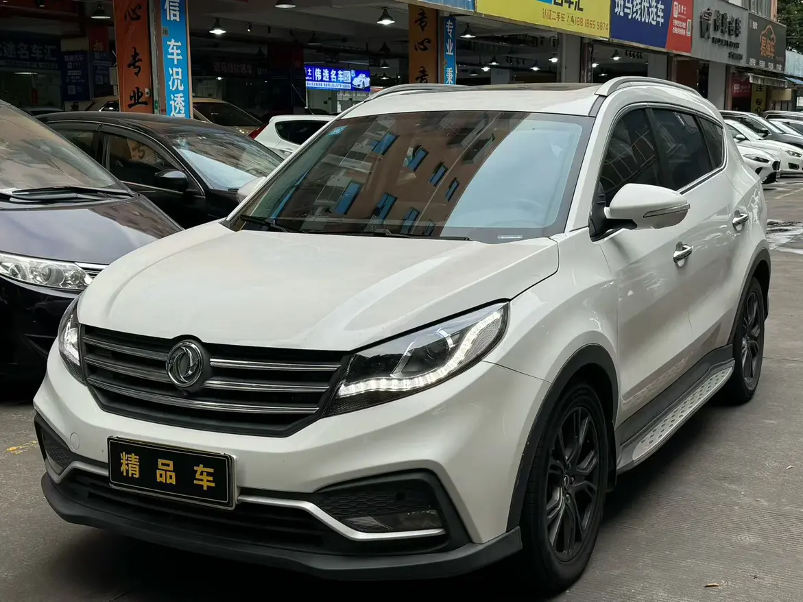 Dongfeng Fengon 580  из Китая