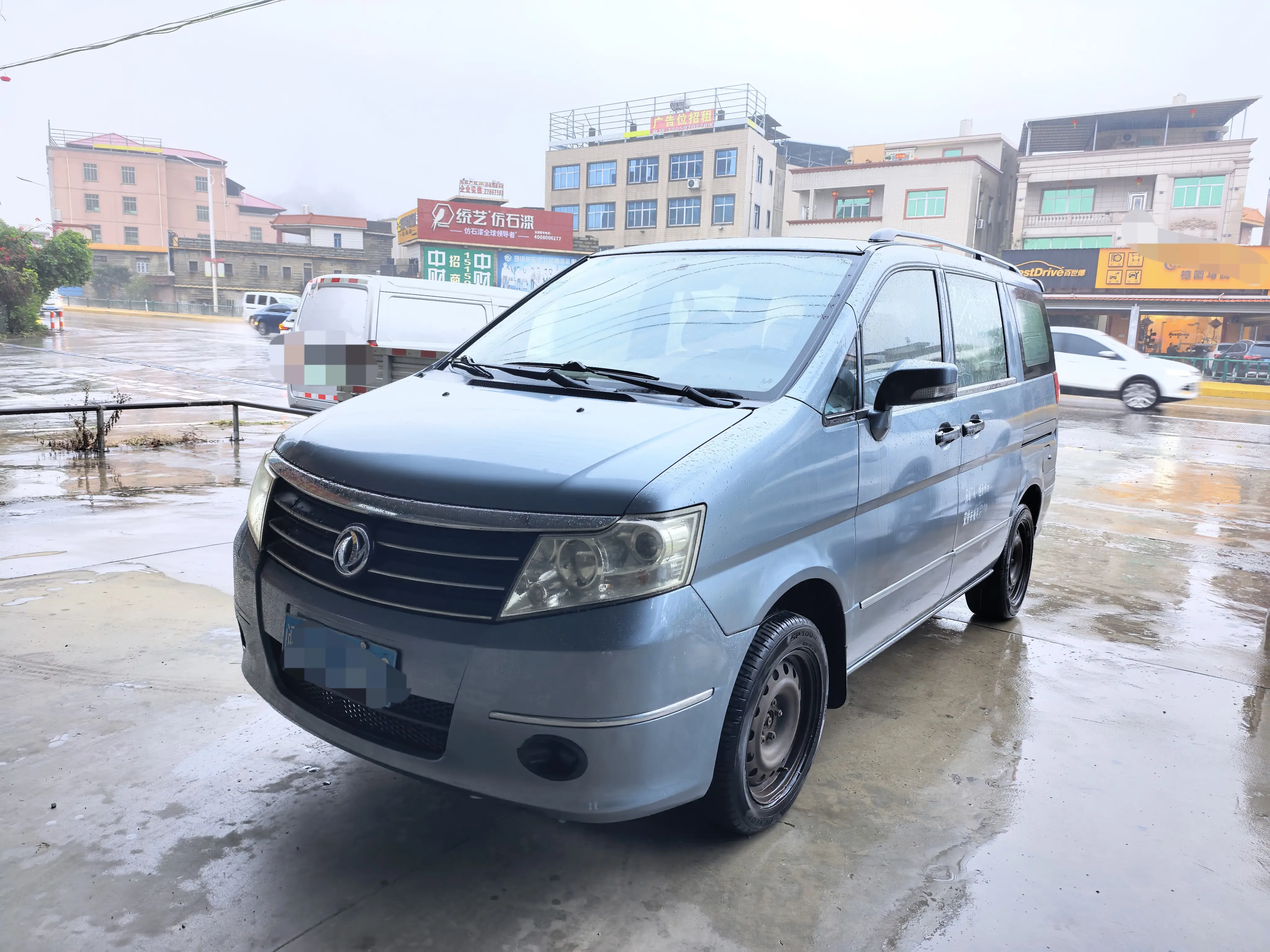 Dongfeng Shuaike  из Китая