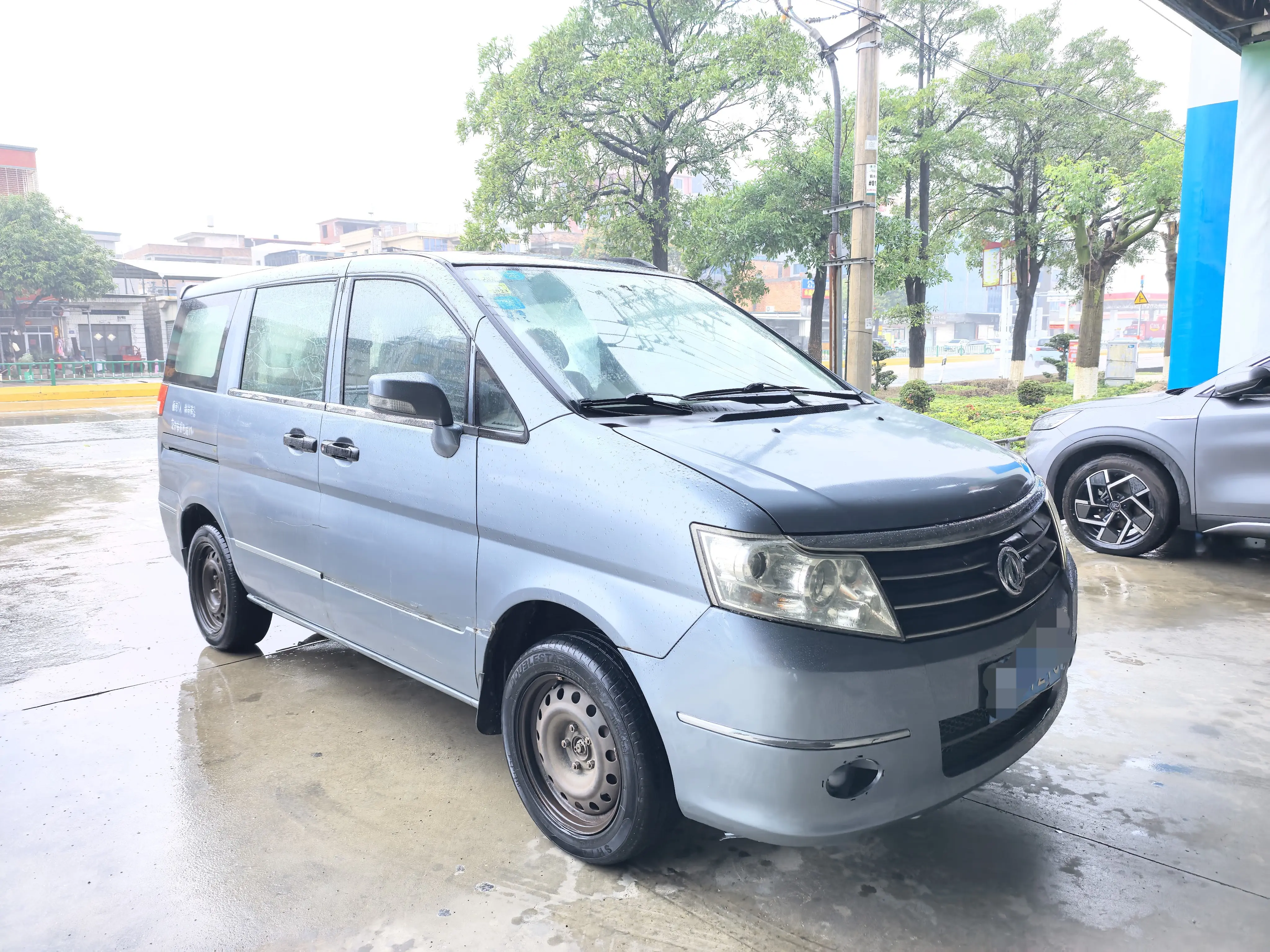 Dongfeng Shuaike  из Китая
