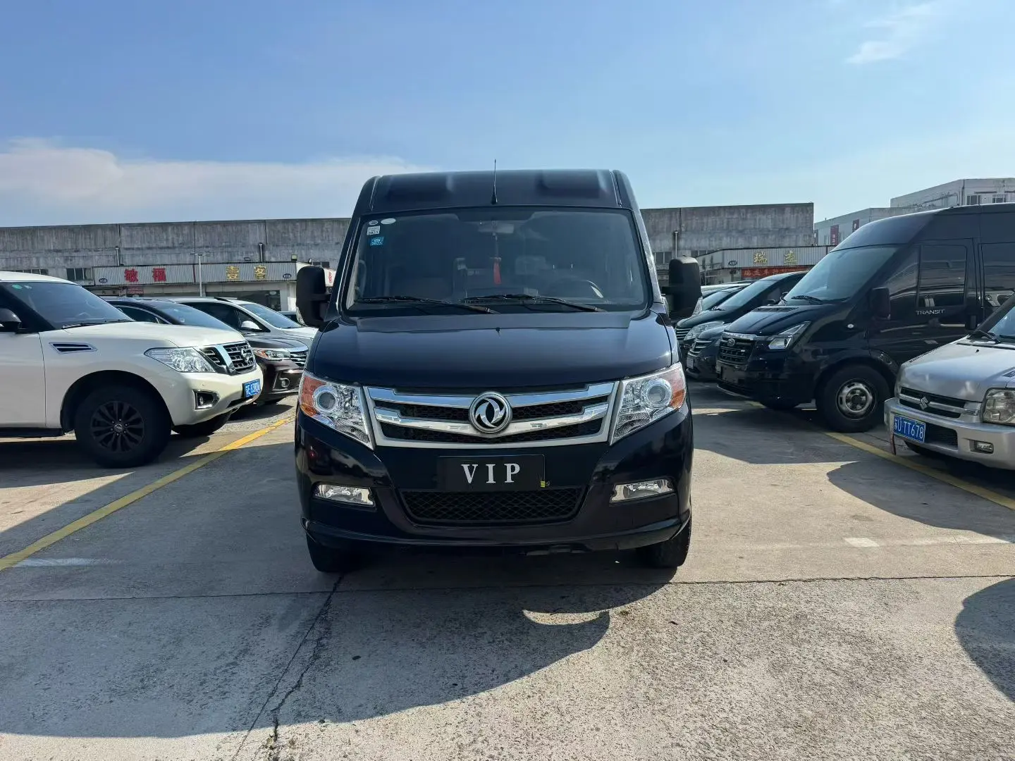 Dongfeng Yufeng  из Китая