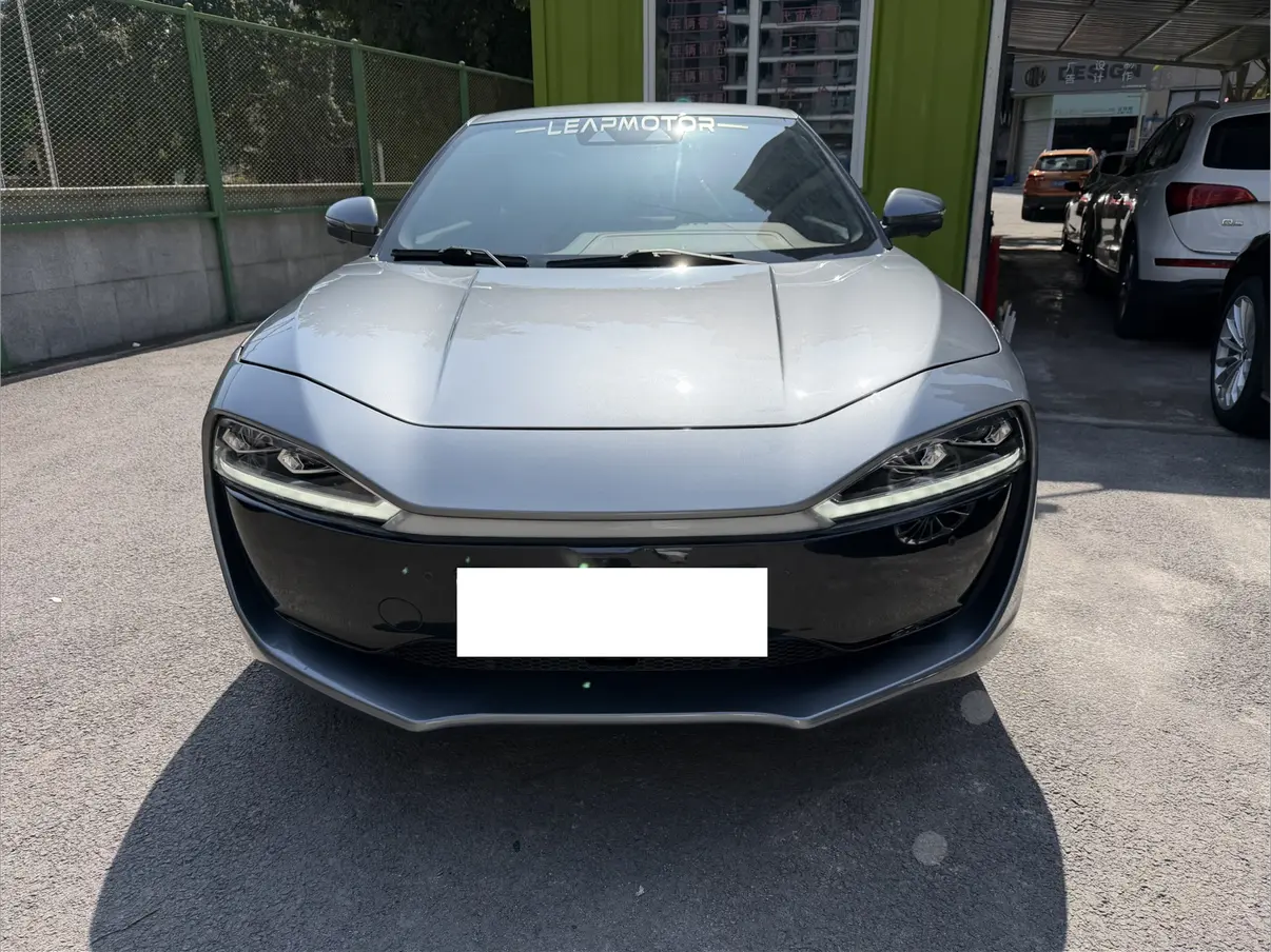 Leapmotor Leap running S01  из Китая