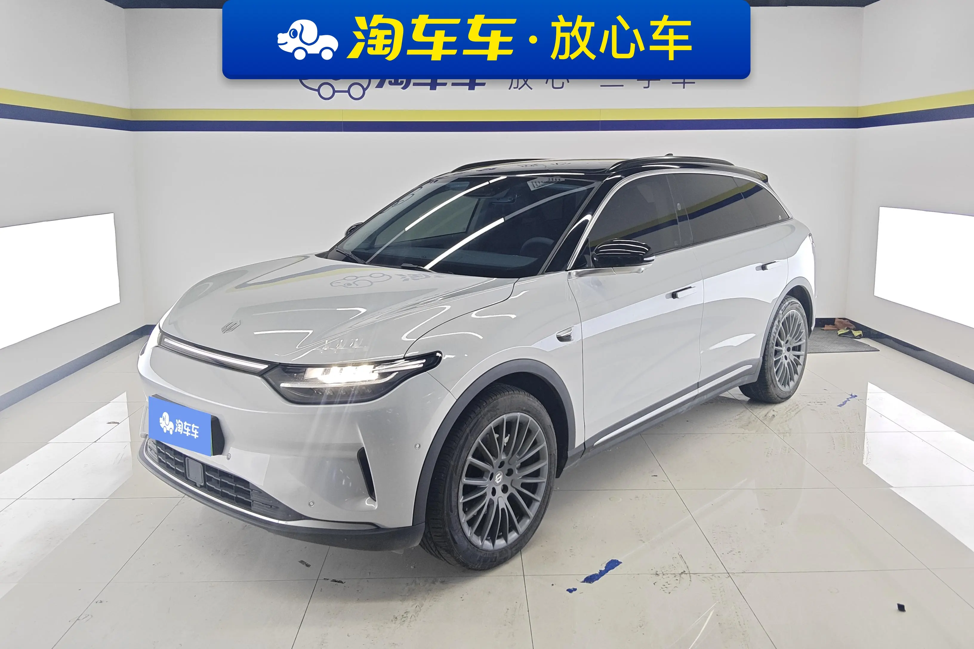 Leapmotor Zero running C11