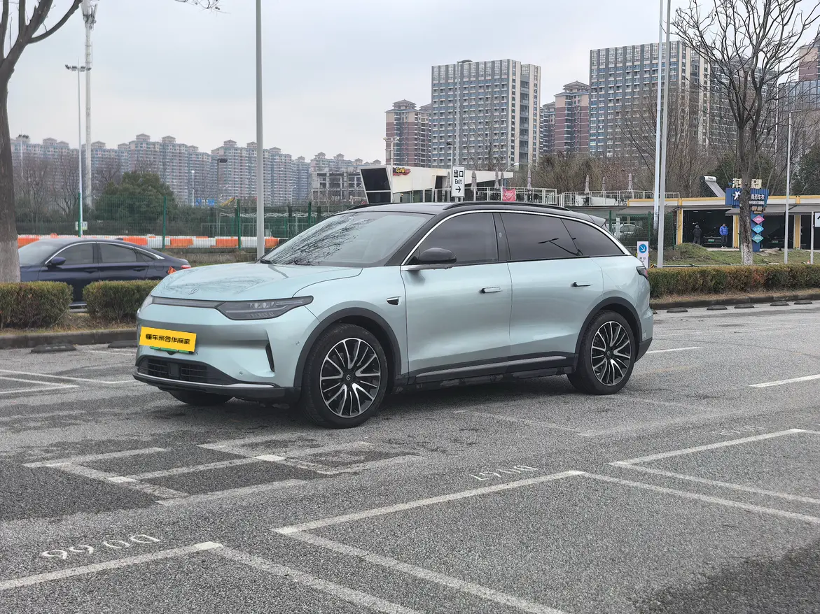 Leapmotor Zero running C11  из Китая