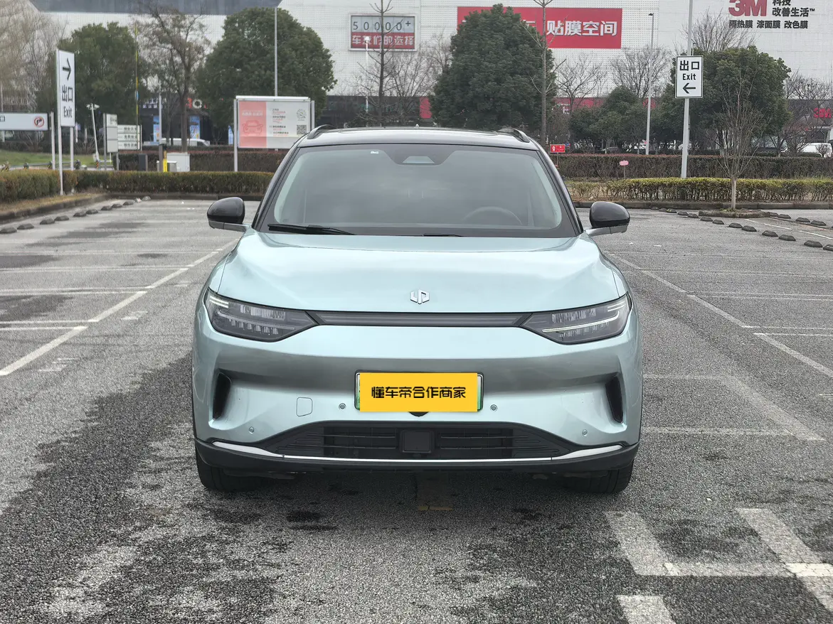 Leapmotor Zero running C11  из Китая