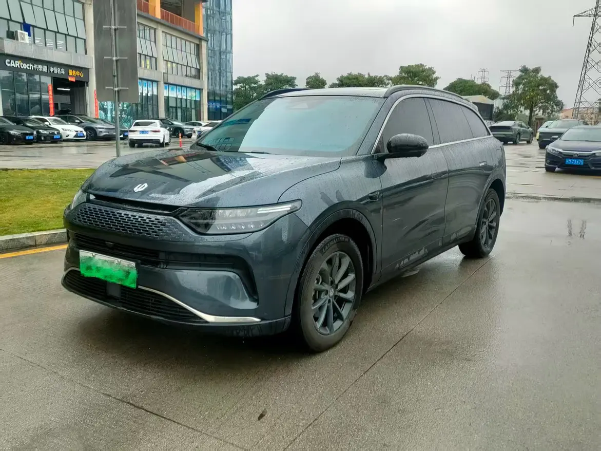 Leapmotor Zero running C11  из Китая