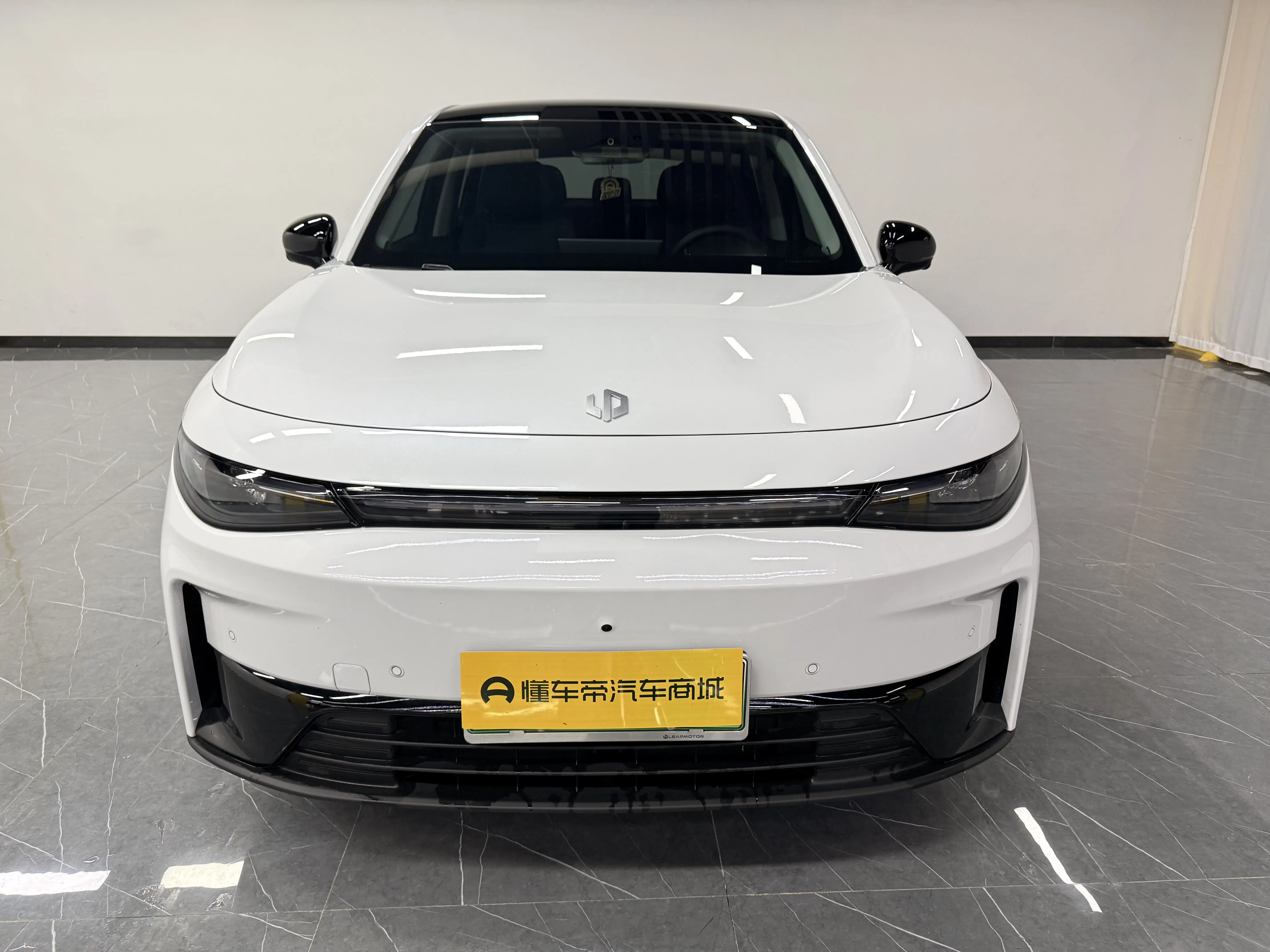 Leapmotor Zero running C10  из Китая